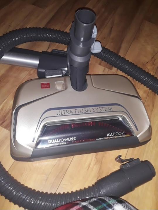 Kenmore 81214 200 Series Pet Friendly Lightweight Bagged Canister Vacuum with HEPA, 2 Motor System, and 3 Cleaning Tools - Orange customer photo 2