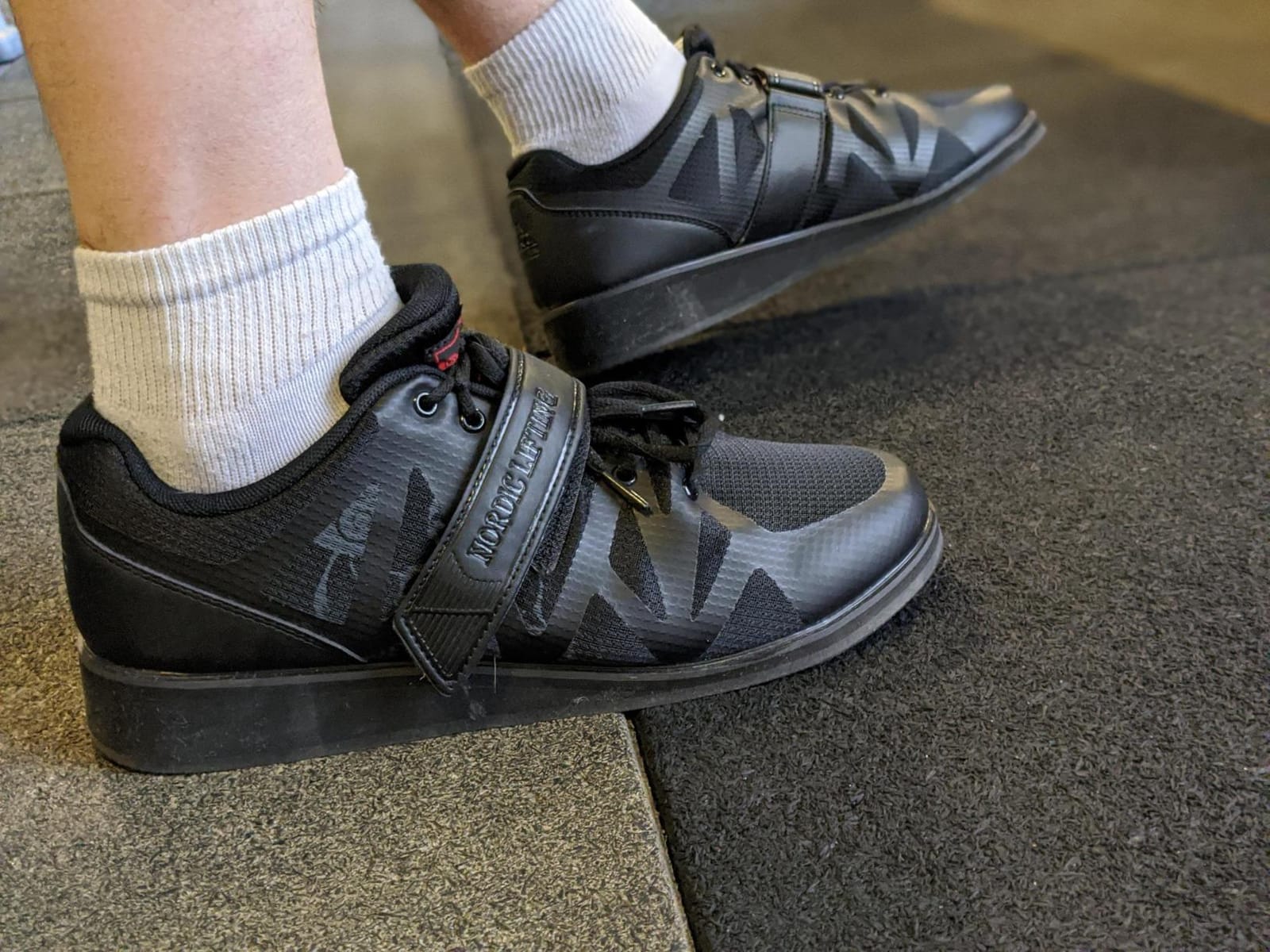 Nordic Lifting MEGIN Deadlift Shoes - Elevated Heel Gym Footwear for Powerlifting, Weightlifting & Strength Training - Non-Slip Sole Lifting Shoes for Men customer photo 2