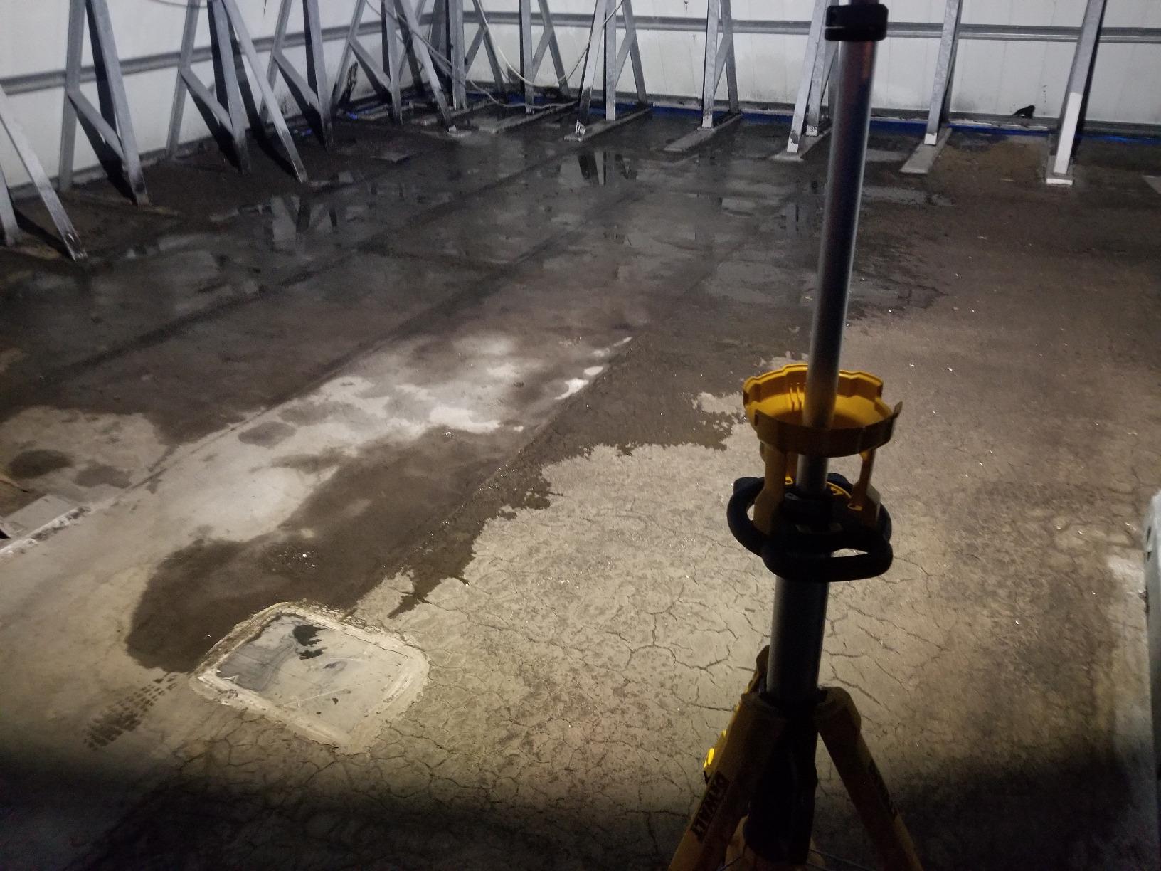 DEWALT 20V MAX LED Work Light with Stand, Tripod Light, 3000 Lumens of Brightness with 3 Modes, Tool Only (DCL079B) customer photo 1