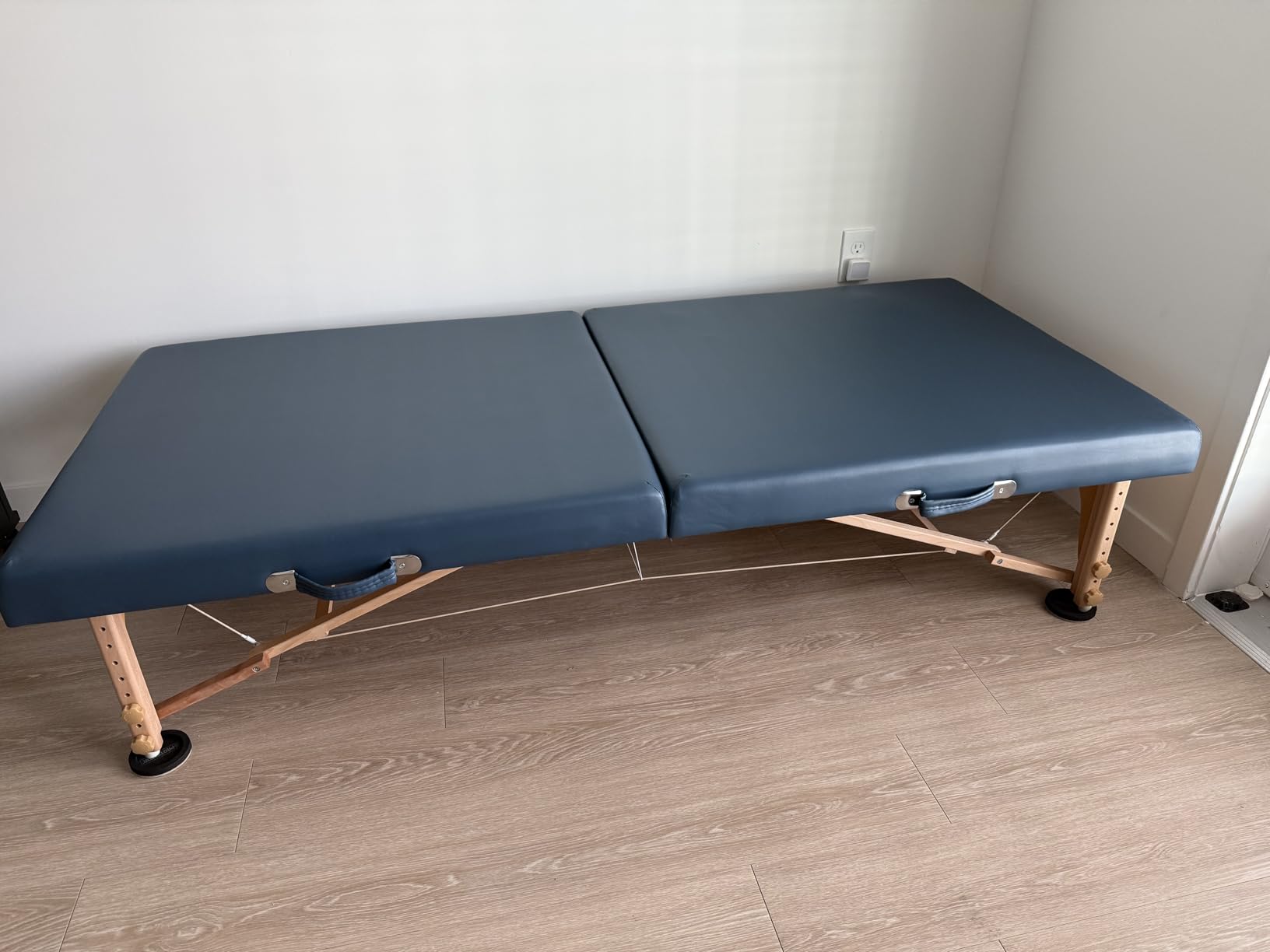 Saloniture Portable Physical Therapy Massage Table - Low to Ground Stretching Treatment Mat Platform - Blue customer photo 1