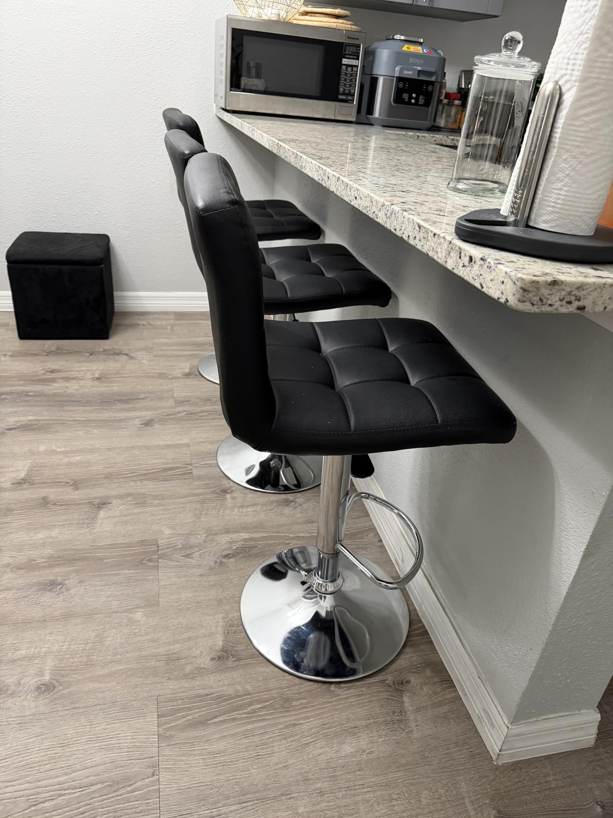 BestOffice Bar Stools with Backrest, Black, Set of 2 | PU Leather | Counter High Armless Island Chairs with Height Adjustment, 360 Swivel & Footrest | For Home, Bars, Kitchen, Restaurants customer photo 2
