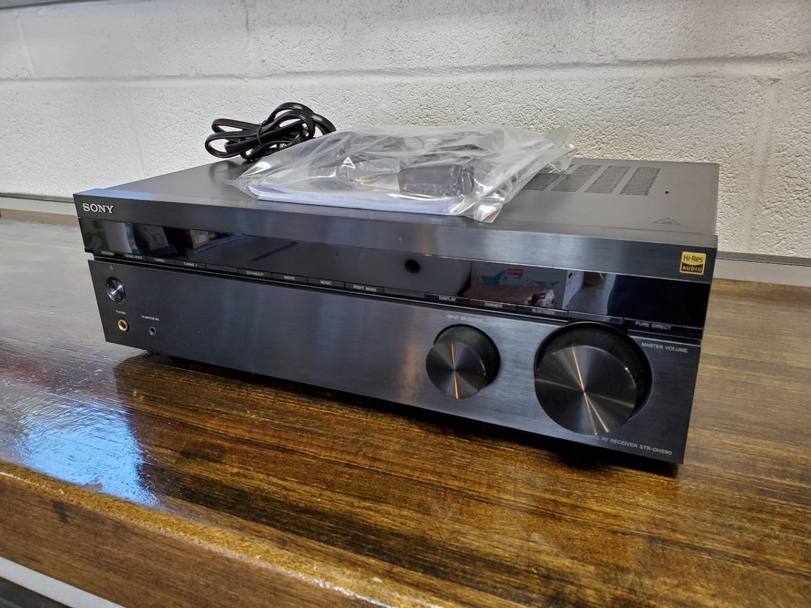 Sony STRDH590 5.2 Channel Surround Sound Home Theater Receiver: 4K HDR AV Receiver with Bluetooth, Dolby Atmos & DTS:X Surround Sound, 4K HDR passthrough, Virtual Front Surround, Auto Calibration customer photo 1
