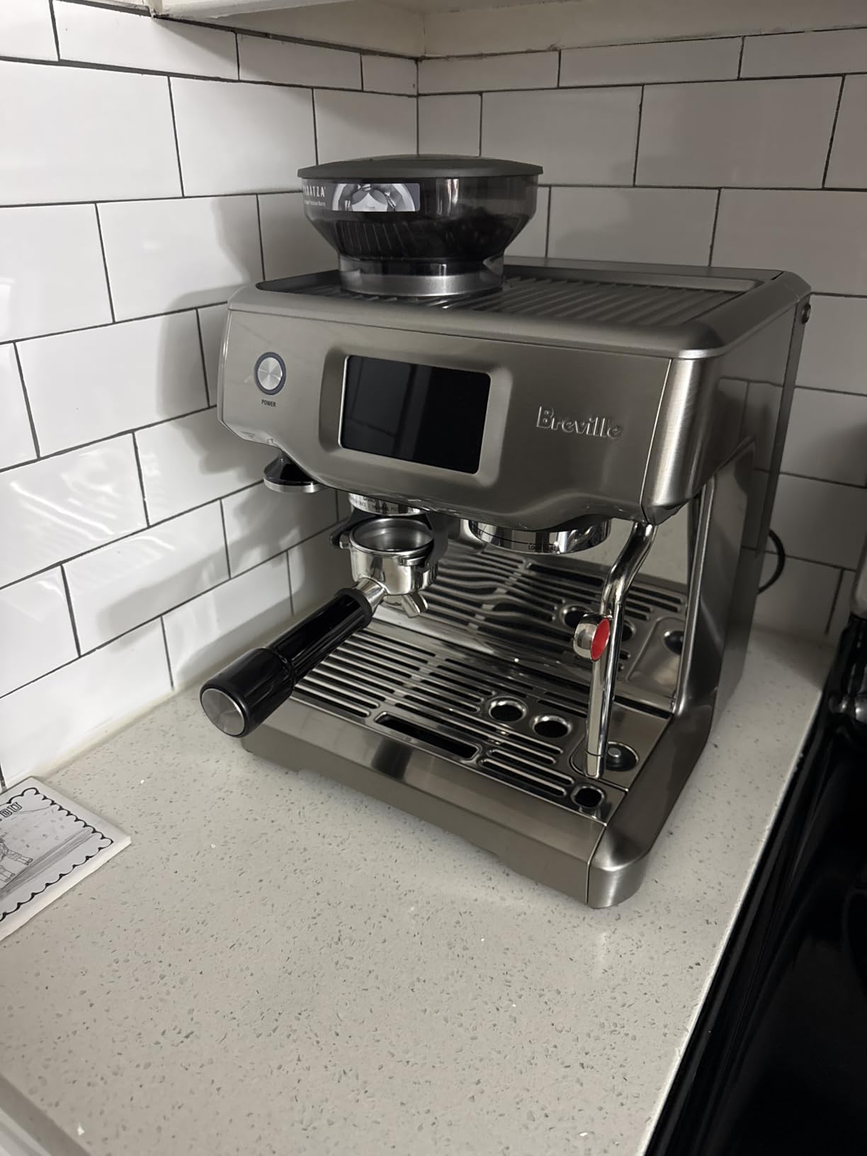 Breville BES880BSS Barista Touch Espresso Machine, Brushed Stainless Steel | Pull barista-quality espresso shots, lattes and cappuccinos at home with semi-automatic coffee maker with built-in grinder customer photo 2