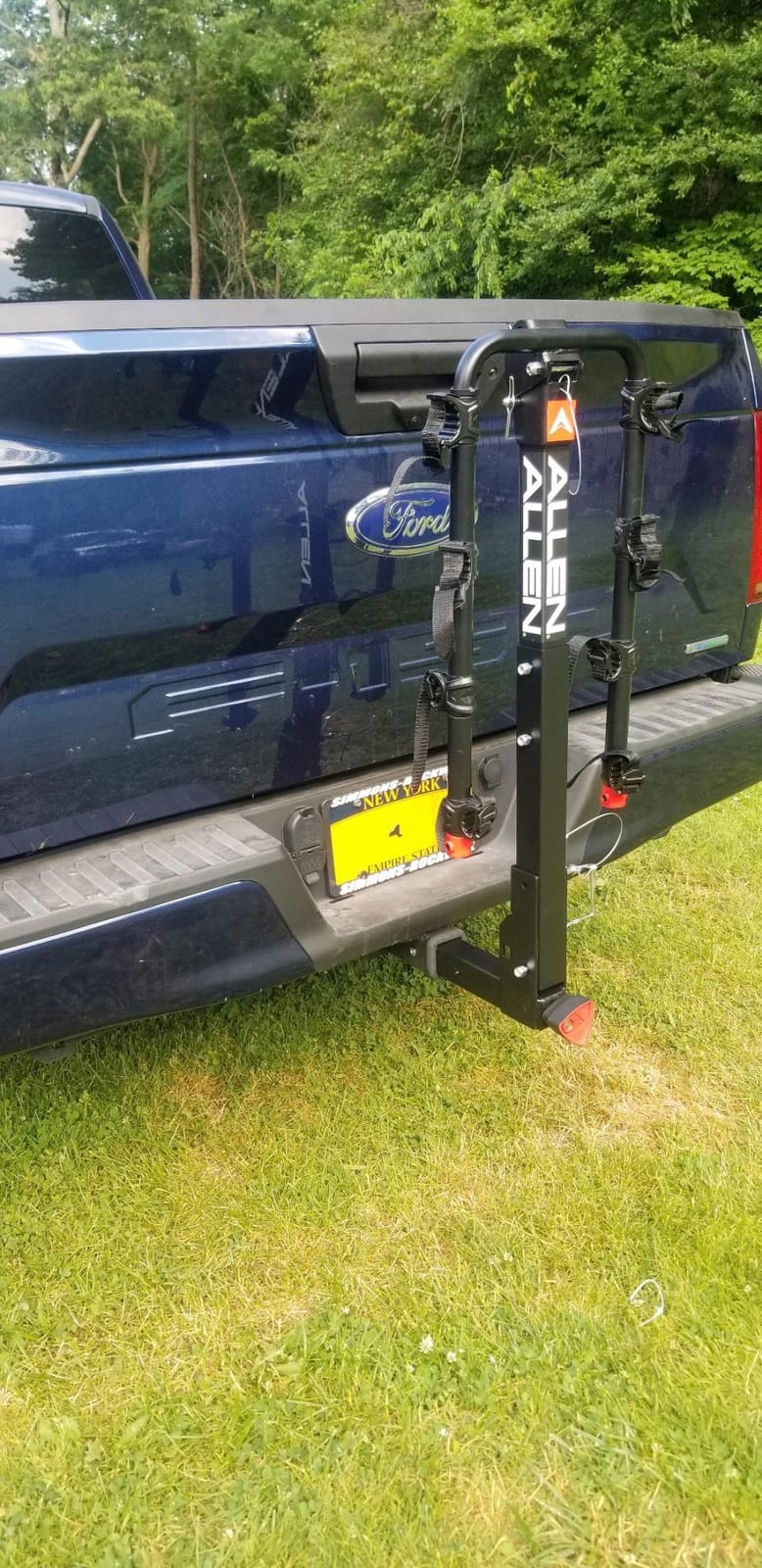Allen Sports Deluxe Locking Quick Release 4-Bike Carrier for 2 Inch Hitch, Model 542QR, Black customer photo 1