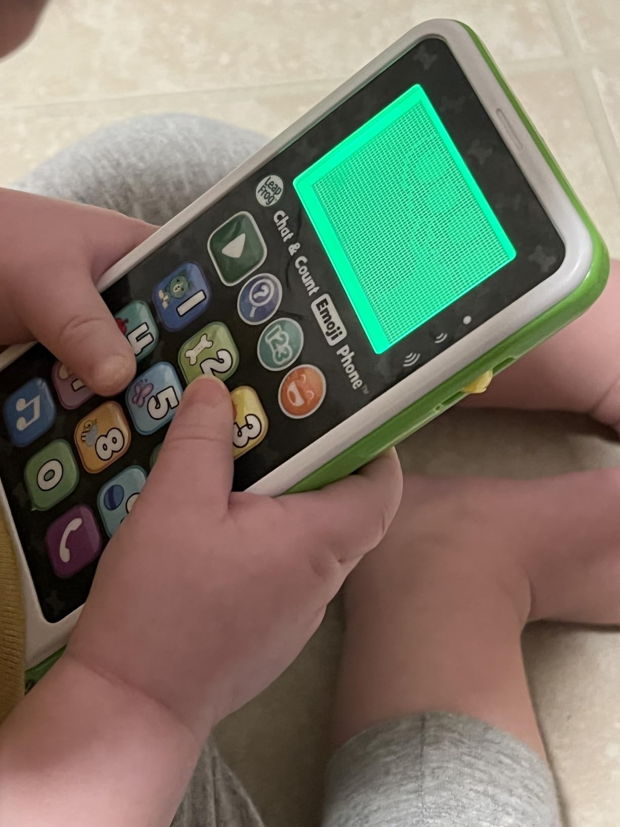 LeapFrog Chat and Count Emoji Phone, Green customer photo 2