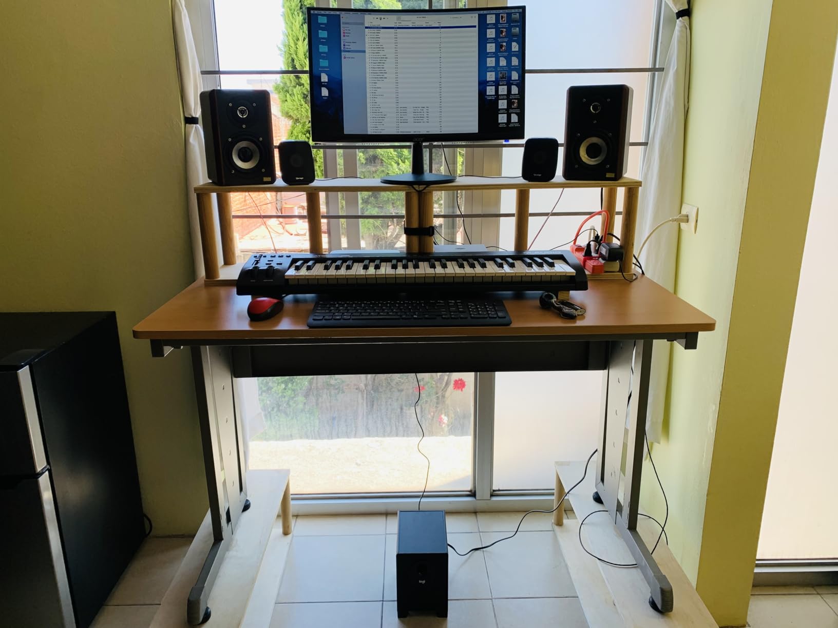 M-AUDIO Keystation 49 MK3 USB MIDI Controller | Synth-Action 49-Key Keyboard, Assignable Controls, Pitch/Mod Wheels, and Bundled DAW Recording Software customer photo 2