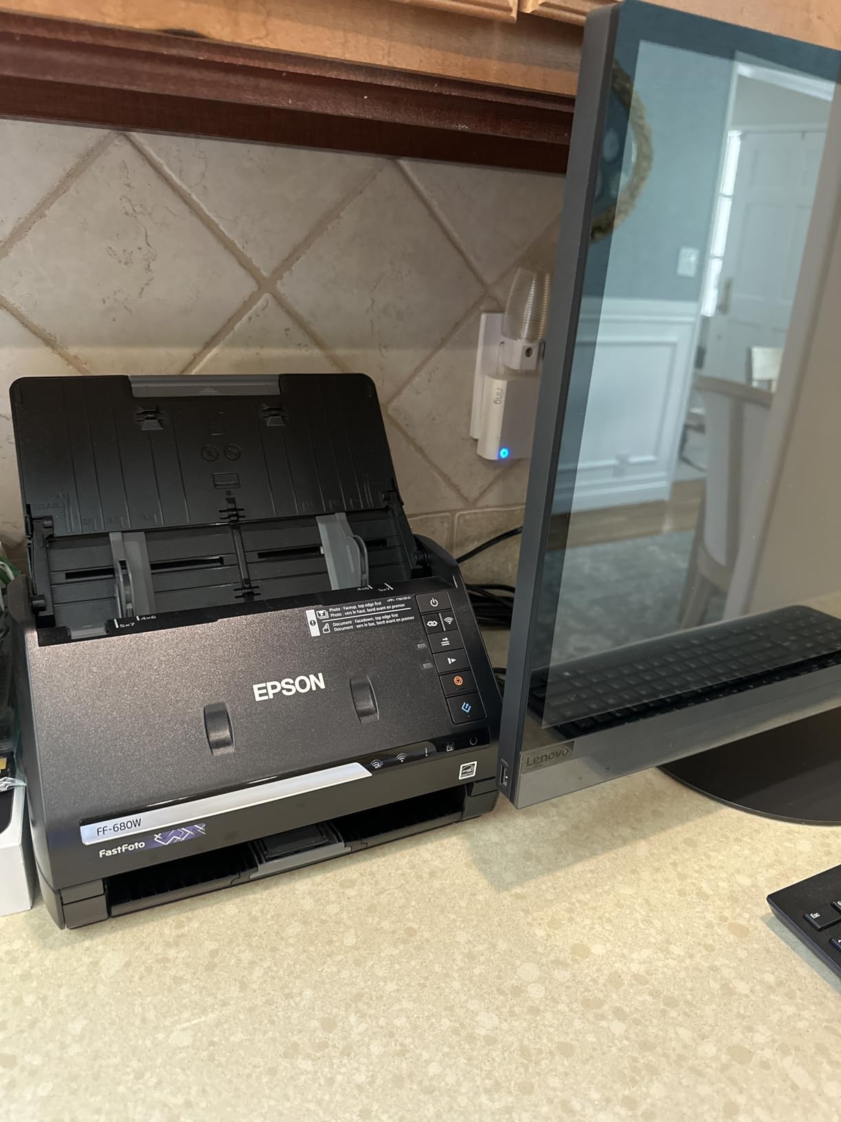Epson FastFoto FF-680W High-Speed Duplex Photo and Document Scanner, Wireless System with USB Connect and Mobile Scanning customer photo 2