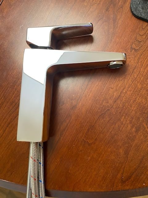 GROHE Tallinn Bathroom Faucet, Single Hole Centerset with Drain, Chrome | Bathroom Sink Faucet: Fits 1 or 3 Hole Sinks, Eco 1.2 GPM, Smooth SilkMove Valve, Includes Drain & Deckplate | 23838000 customer photo 1