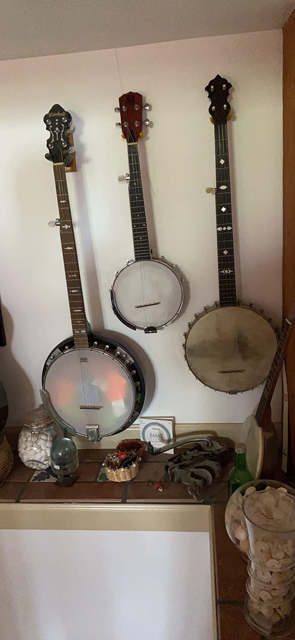 Vangoa 5 String Banjo 26 Inch, MINI Travel Banjo Beginner Kit with Remo Head, Open Back & Closed Solid Back with beginner Kit, Comfortable Carrying Bag customer photo 2