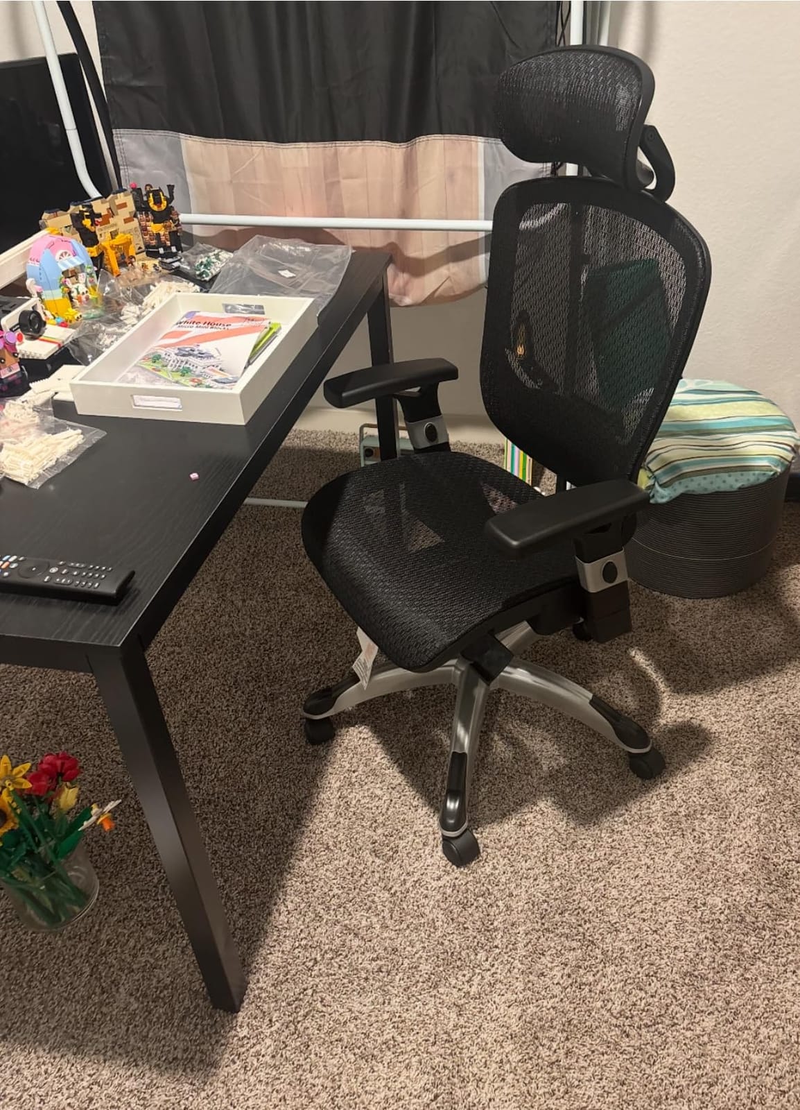 STAPLES Hyken Ergonomic Mesh Task Chair with Lumbar Support, Swivel, Gray | A comfortable everyday seating option for home or professional offices. customer photo 1