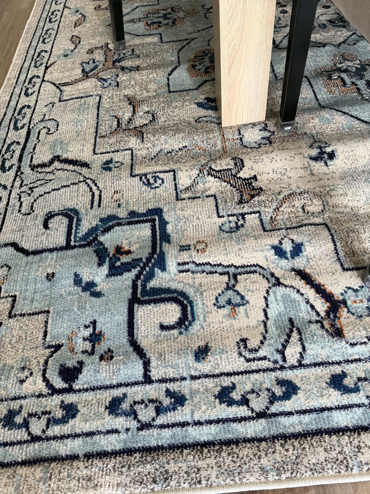 SAFAVIEH Area Rug 8x10 - Madison Collection - Large - Cream & Blue, Boho Chic Distressed Medallion Design, Non-Shedding & Easy to Clean, Ideal for Living Room, Bedroom, Dining Space (MAD473B) customer photo 1