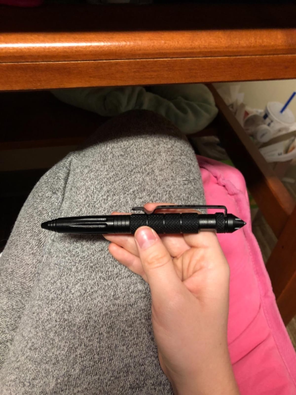 KEPEAK Military Tactical Pen, Professional Self Defense Pen, Emergency Glass Breaker Pen - Tungsten Steel, Writing EDC Survival Tool with 6 Refill customer photo 1