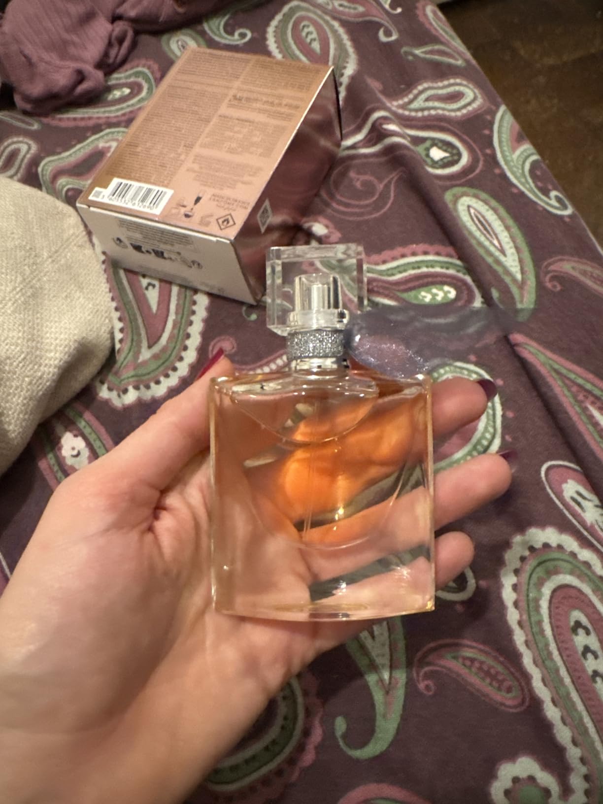 Lancome La Vie Est Belle Eau de Parfum - Floral Women's Perfume with Notes of Iris, Earthy Patchouli, Warm Vanilla & Spun Sugar - 1 Fl Oz customer photo 2