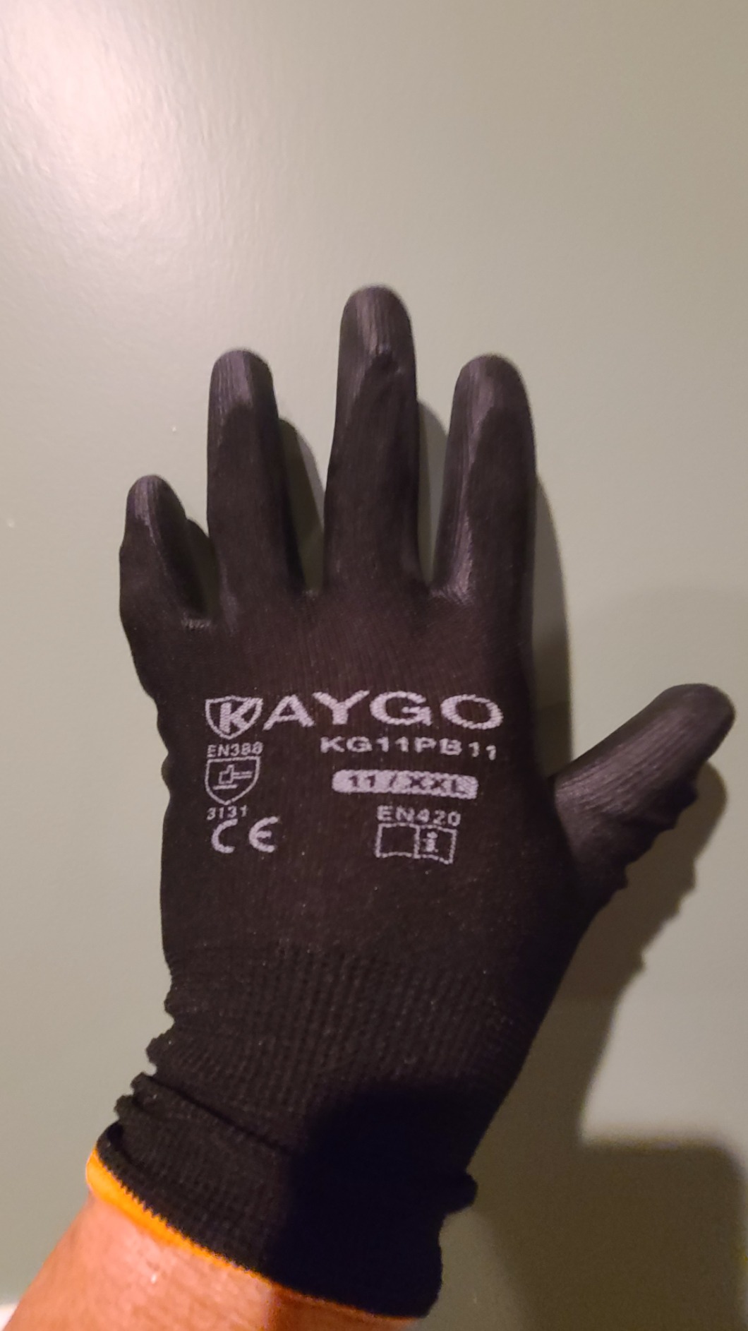 KAYGO Safety Work Gloves for Men Women, PU Coated Palm & Fingers, KG11P | Breathable & Lightweight, Smooth Grip, 13 Gauge Seamless Knit, for Light Duty, Warehouse, Manufacturing, Construction, Black customer photo 1