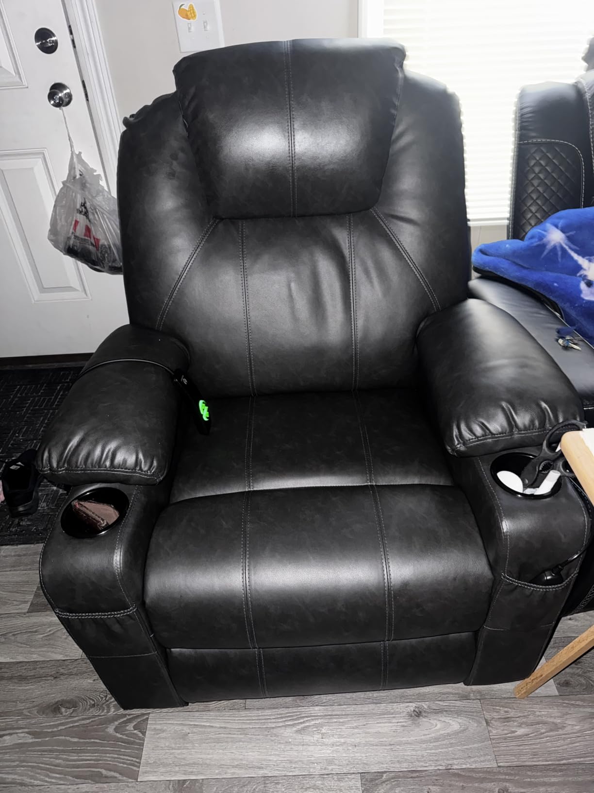 MCombo Power Lift Recliner Chair for Elderly, Heat and Massage 7040(Medium) | FSC Certified, Multiple Sizes, USB&Type C Charging Port, Cup Holders, Side Pockets, Dark Brown Faux Leather customer photo 2