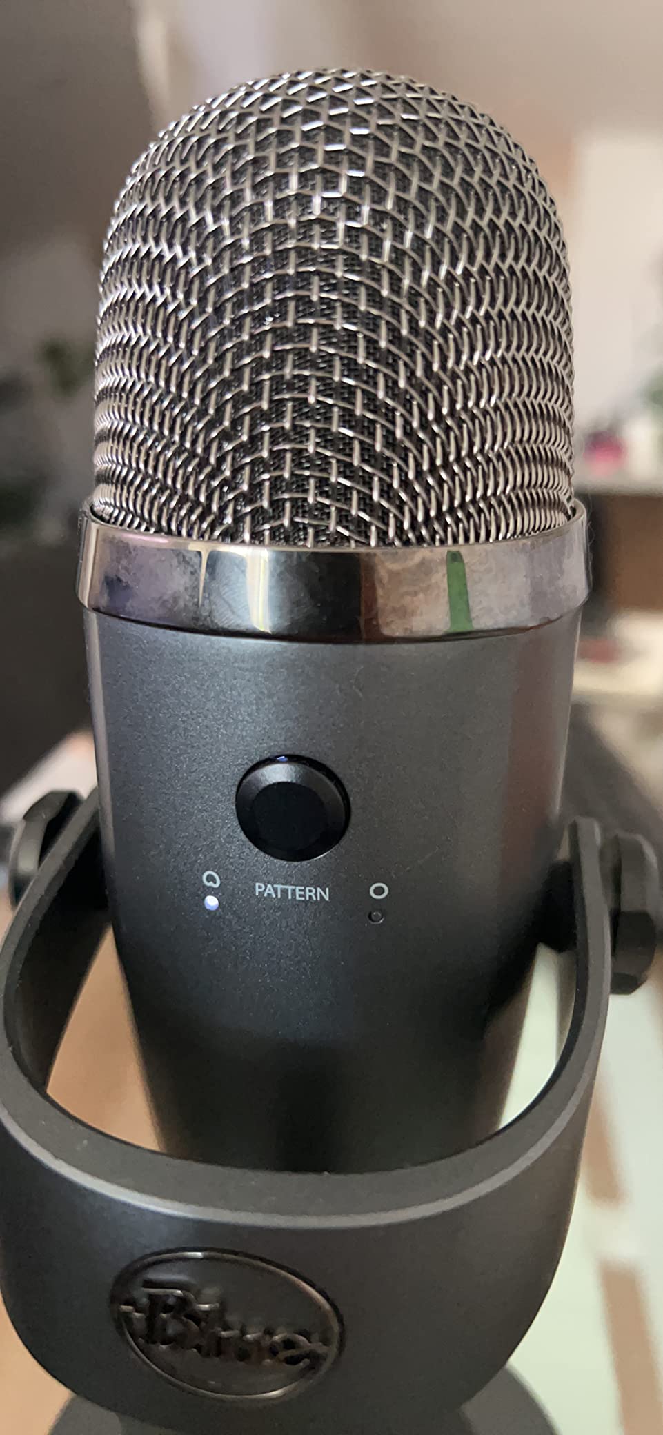 Logitech for Creators Blue Yeti Nano USB Microphone for Gaming, Streaming, Podcasting, Twitch, YouTube, Discord, Recording for PC and Mac, Plug & Play - Blackout customer photo 2