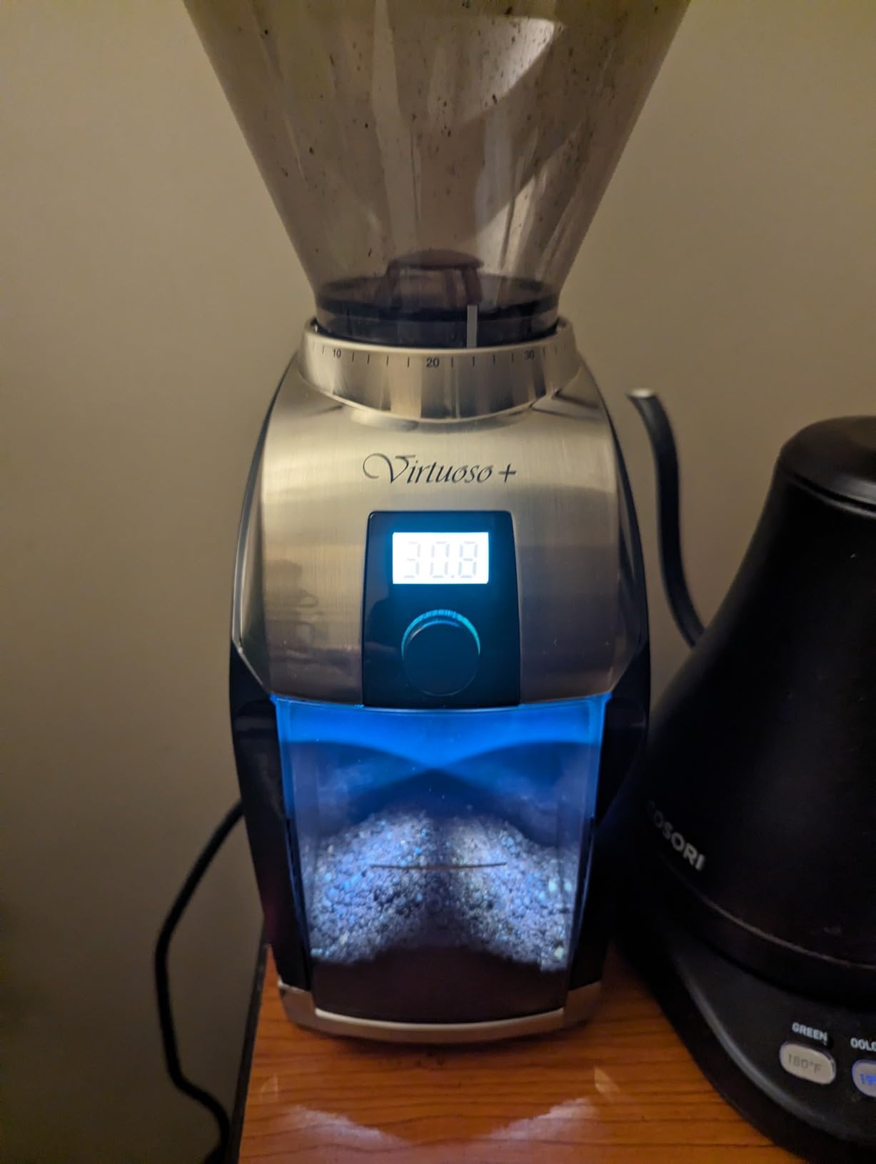 Baratza Virtuoso+ Coffee Grinder ZCG587BLK, Black | 40 grind settings give you access to an extensive range of brew methods, including espresso, French press and more customer photo 1