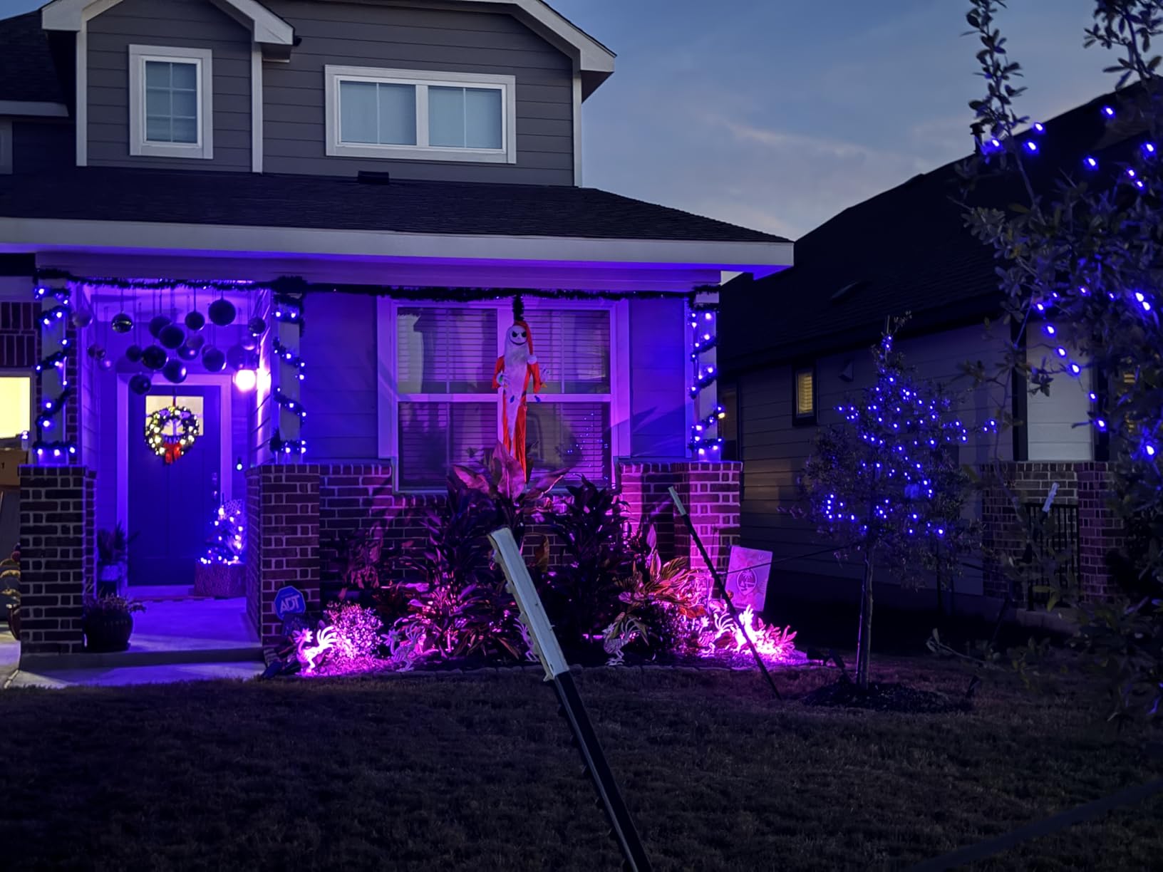 InnoGear 6 Solar Lights Outdoor Spot Garden Yard Landscape Flag, Warm White | Waterproof, Auto On/Off, Adjustable Brightness, 2 Installations, Flag Pole, Tree, Uplights, Solar Powered Spotlight, Pathway customer photo 1