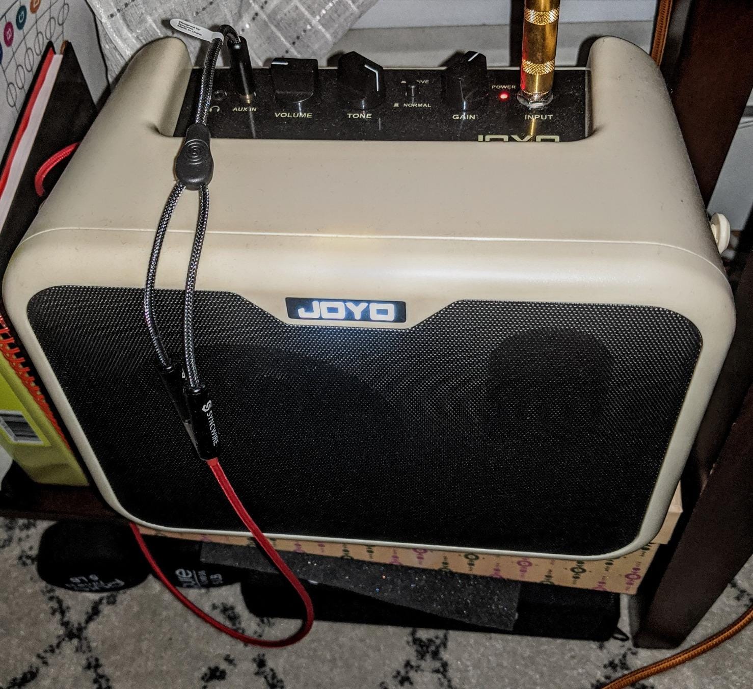 JOYO 10W Mini Bass Amp Bass Guitar Practice Amp Combo Bass Amplifier Portable Small Battery Powered Bass Amp Dual Channel (MA-10B) customer photo 1