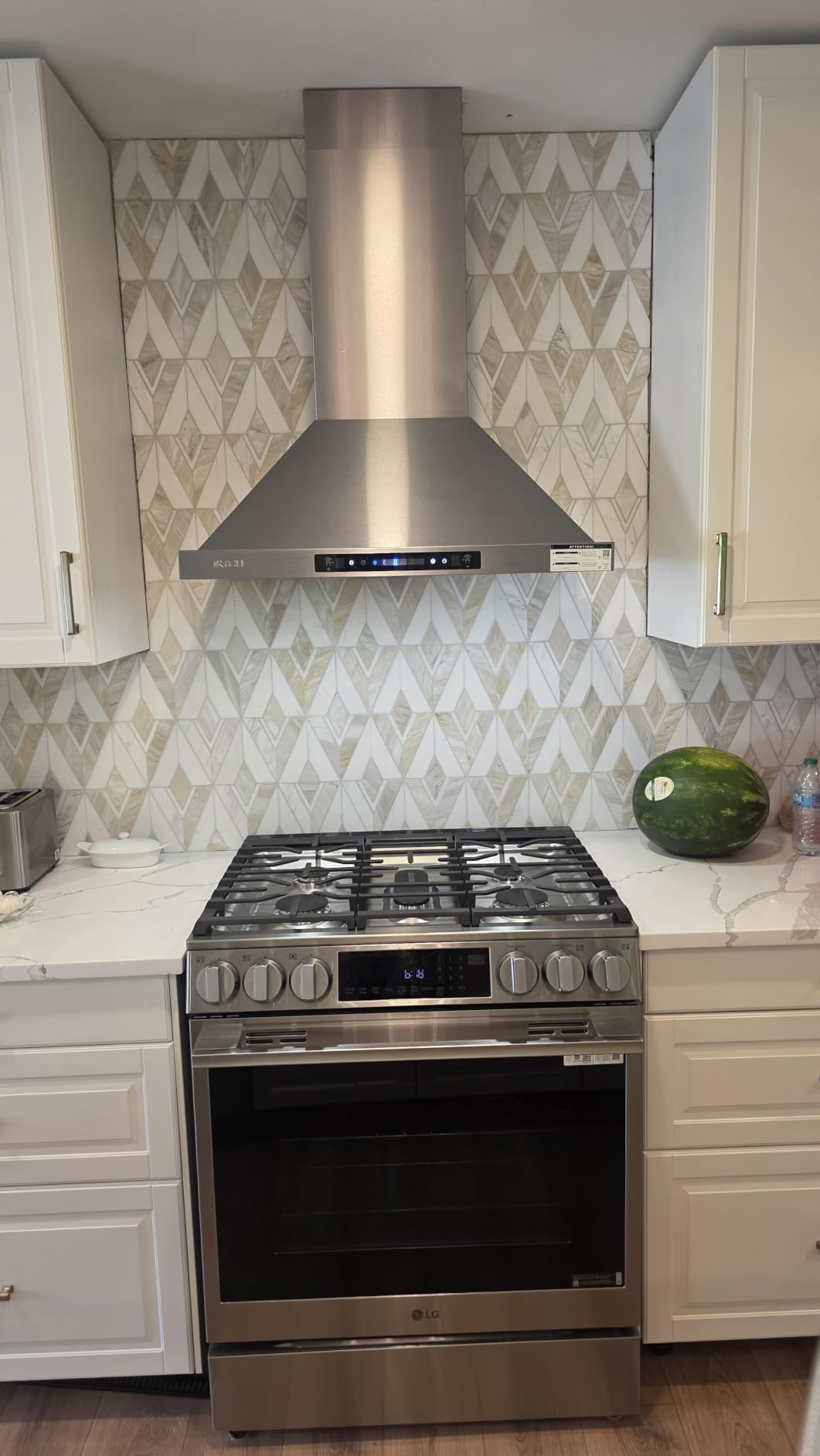 IKTCH 30-inch Wall Mount Range Hood 900 CFM Ducted/Ductless Convertible, Kitchen Chimney Vent Stainless Steel with Gesture Sensing & Touch Control Switch Panel, 2 Pcs Adjustable Lights customer photo 2