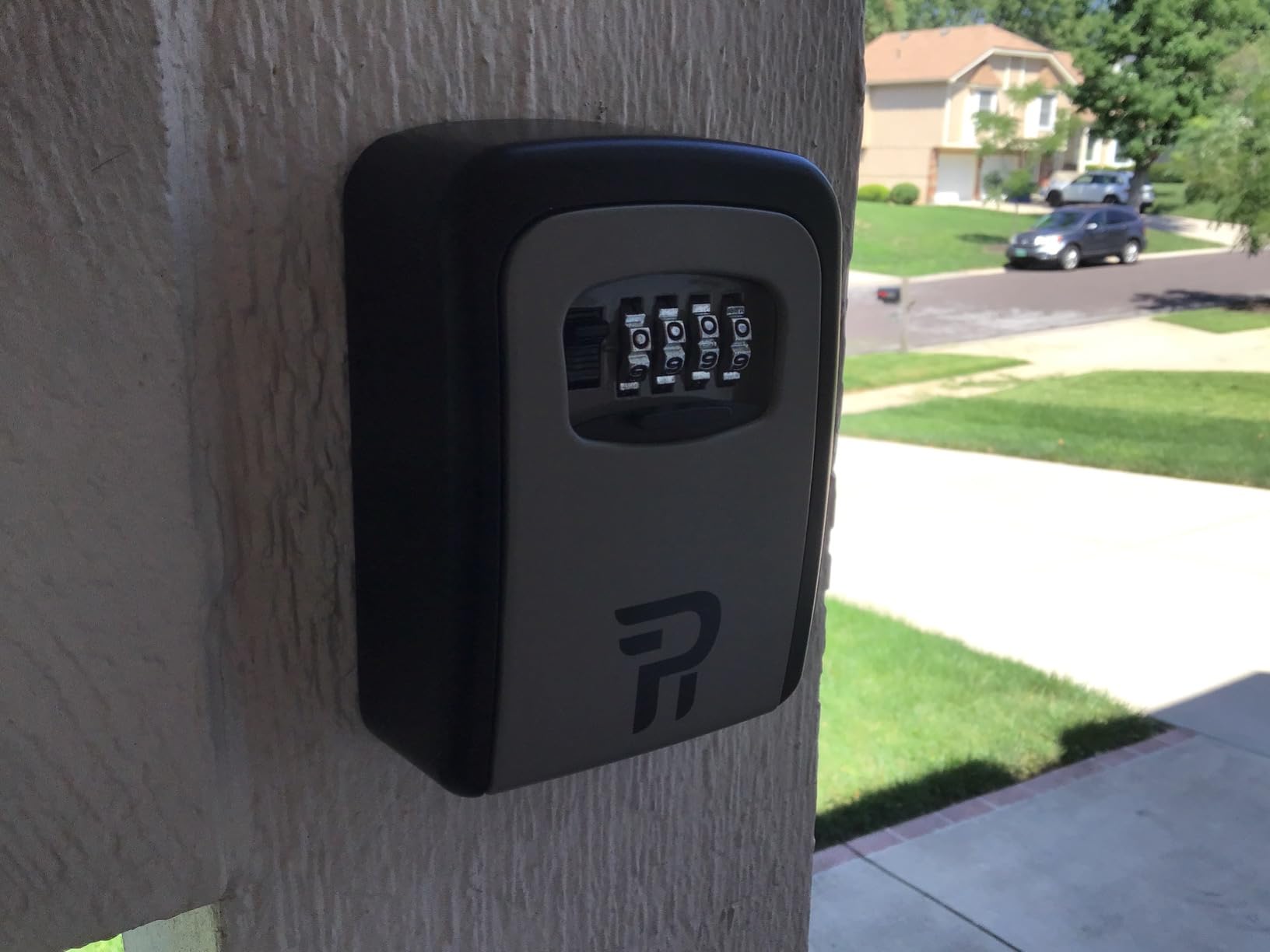 Rudy Run Key Lock Box for Outside, Large Outdoor Lockbox for Keys with Code, 4-Digit Combination customer photo 1