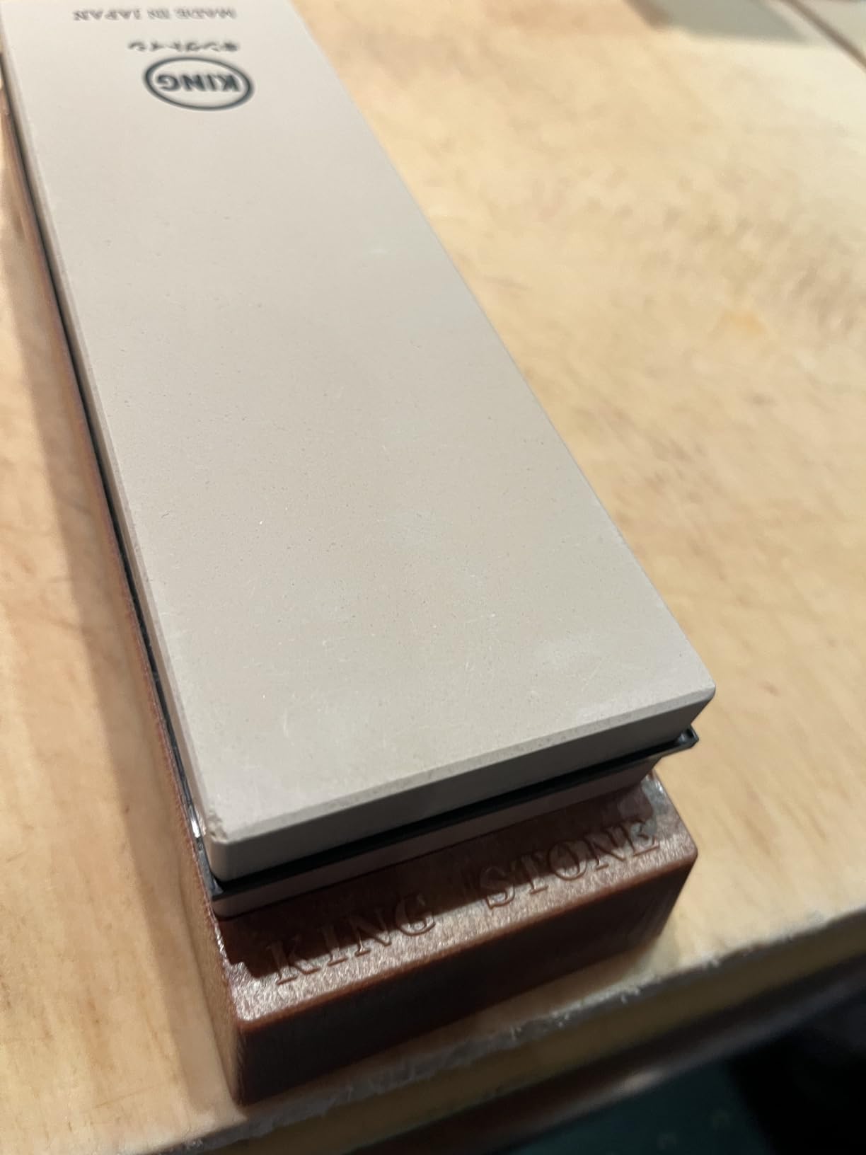 KING Whetstone Starter Set Include 1000/6000 Grit Combination Whetstone made in Japan, Knife Angle Holder, B&B Japan Original Wiping Cloth and Stable Plastic Base customer photo 2