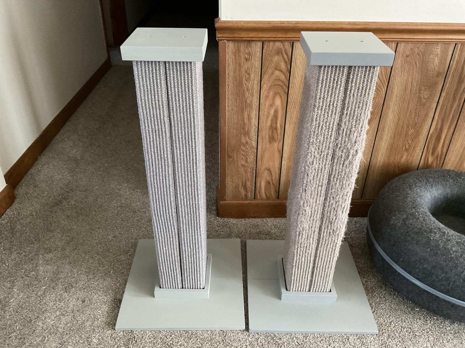SmartCat Ultimate Scratching Post - Gray, Large 32 Inch Tower - Sisal Fiber, Simple Design - For All Cats customer photo 1