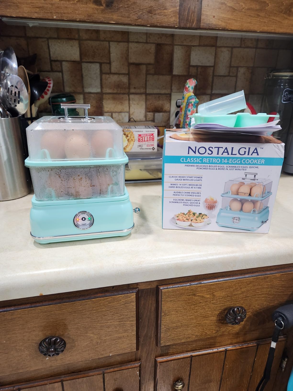 Nostalgia Retro Electric Large Hard-Boiled Egg Cooker, 7 Capacity, Poached, Scrambled, Omelets, Whites, Sandwiches, for Keto & Low-Carb Diets, Aqua customer photo 2