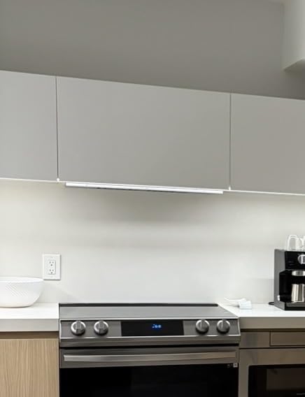 IKTCH 30 inch Insert Range Hood 900 CFM, Ducted/Ductless Convertible Duct, Stainless Steel Kitchen Vent Hood with 4 Speed Gesture Sensing & Touch Control Panel(IKB01-30) customer photo 1