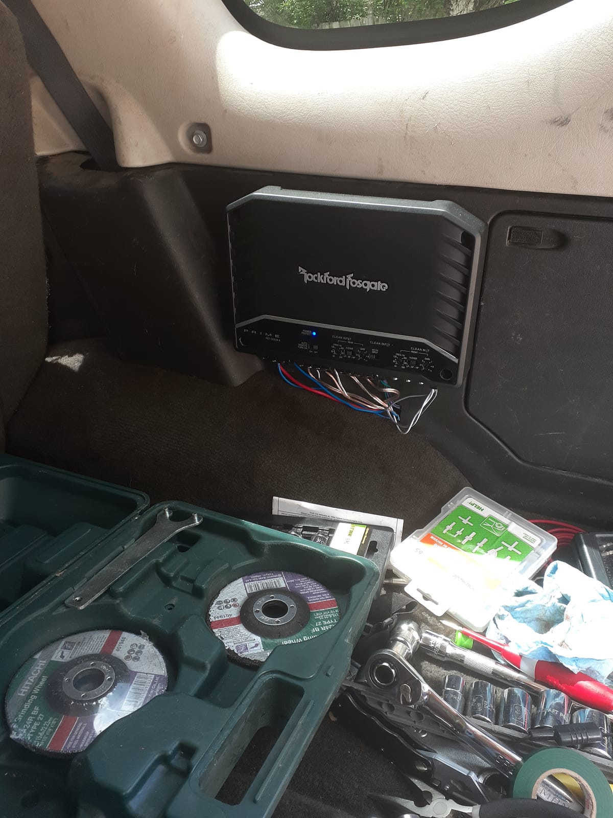 Rockford Fosgate Prime R2-300X4 300-Watt 4-Channel Amplifier | Class-D, Extremely Efficient, Reduces Demand on the Vehicles Electrical System customer photo 2