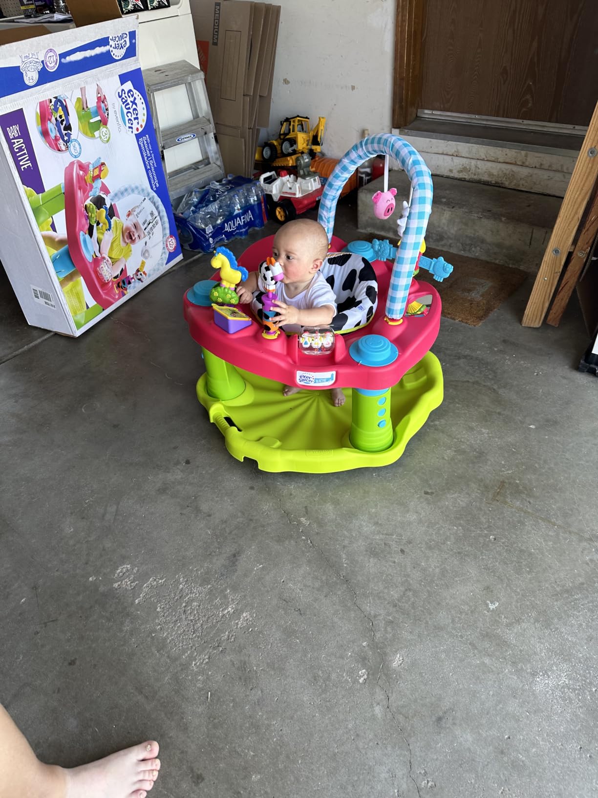 Evenflo Exersaucer Seaside Splash Activity Center | 3 Height Modes up to 30 in., Ages 4-12 Months, 7 Interactive Toys, Dishwasher Safe Tray, Machine Washable Seat Pad customer photo 1