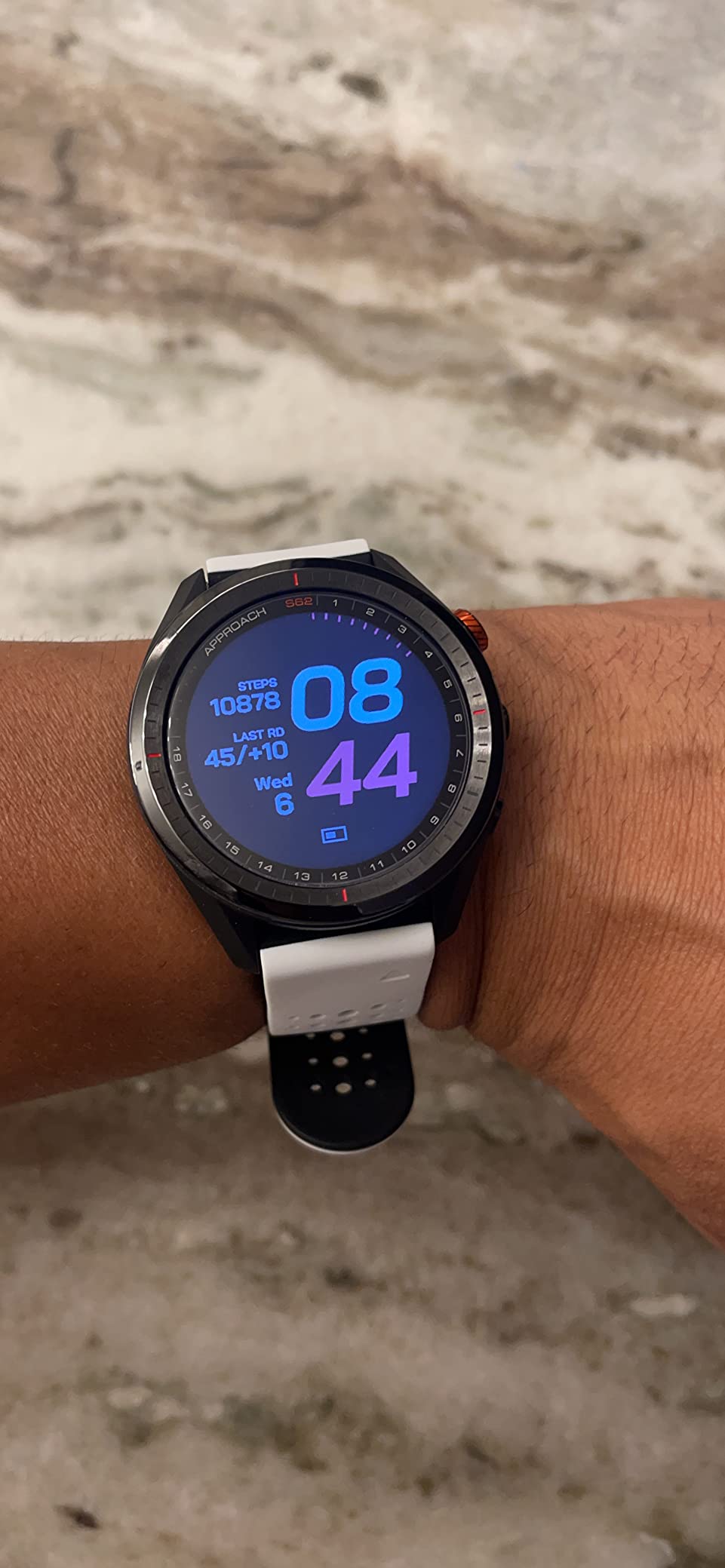 Garmin Approach S62, Premium Golf GPS Watch, Built-in Virtual Caddie customer photo 2
