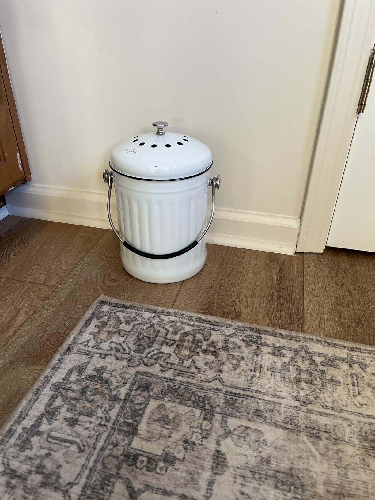 RED FACTOR Premium Compost Bin for Kitchen Countertop - Stainless Steel Food Waste Bucket with Innovative Dual Filter Technology - Includes Spare Filters (Matt Copper, 1.3 Gallon) customer photo 2