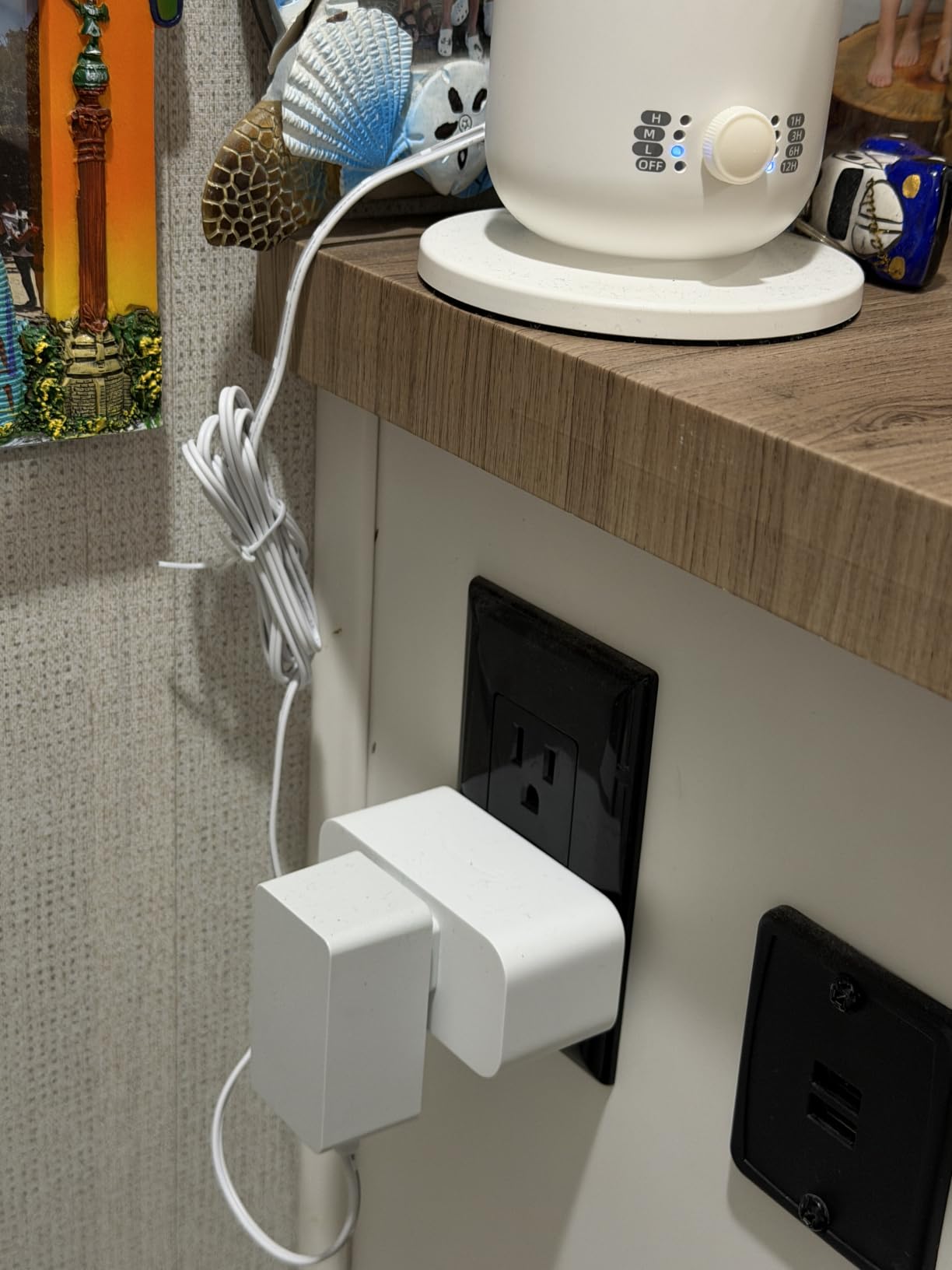 Amazon Smart Plug, Works with Alexa, Simple Setup, Endless Possibilities customer photo 1