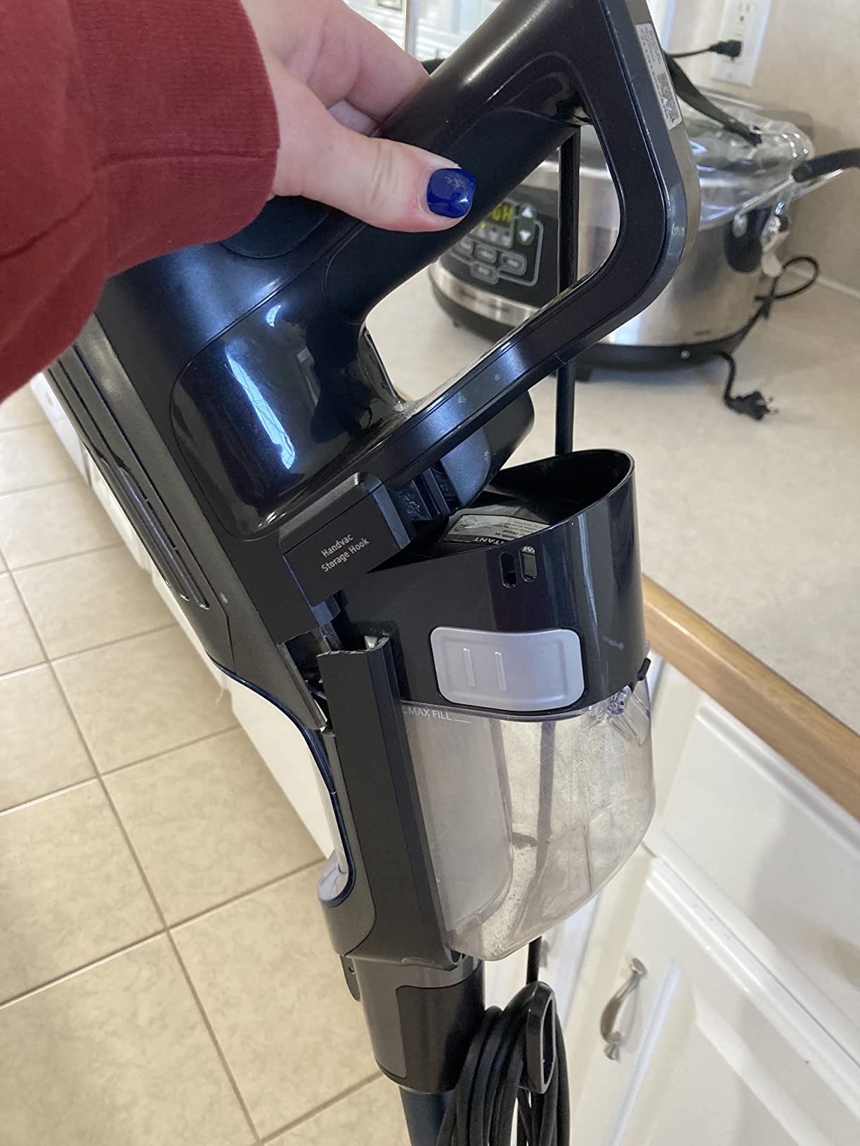 Shark Vertex DuoClean Stick Vacuum, Self-Cleaning, Cobalt Blue, HZ2002 | HyperVelocity Suction, Under-3-Lb Hand Vac, LED Headlights, Swivel Steering, Pet Power Brush, Dusting Brush, Crevice Tool customer photo 2