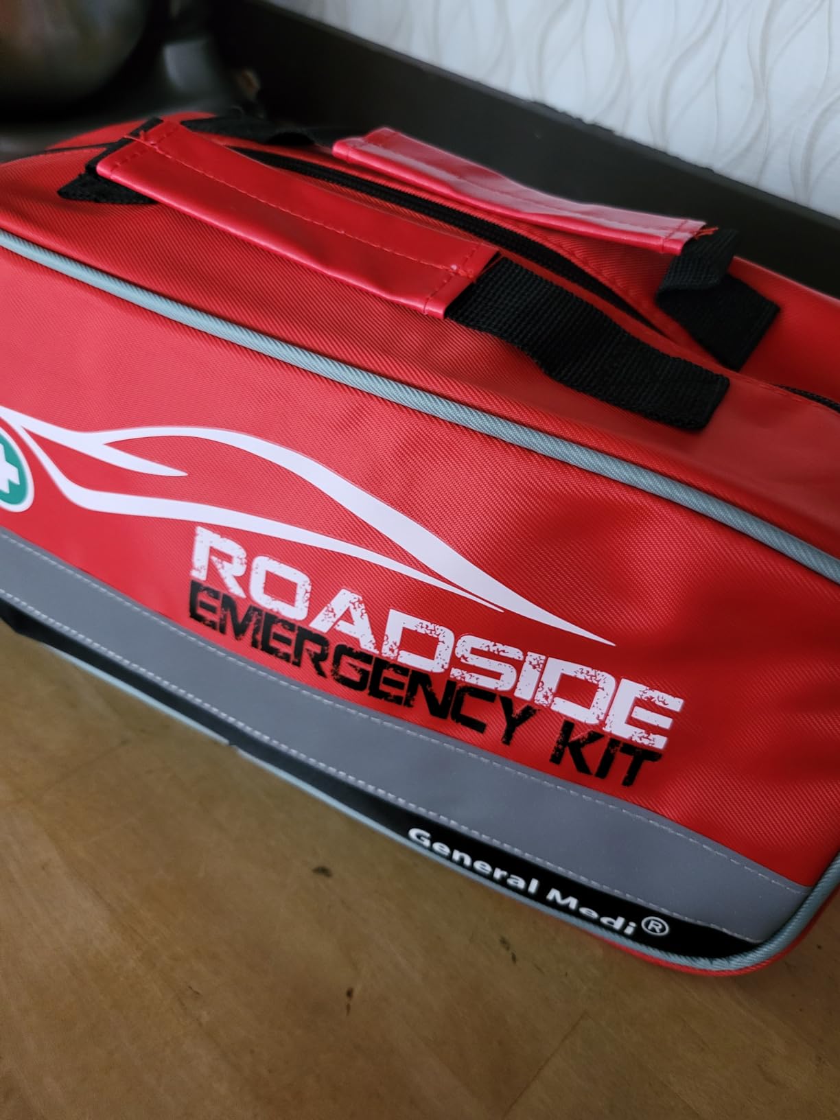 General Medi 127-Pieces Roadside Car Emergency Kit Include Mini First Aid Kit, Jumper Cables, Tow Rope, Bandage, Safety Vest, Emergency Triangle, All in One Pack customer photo 2