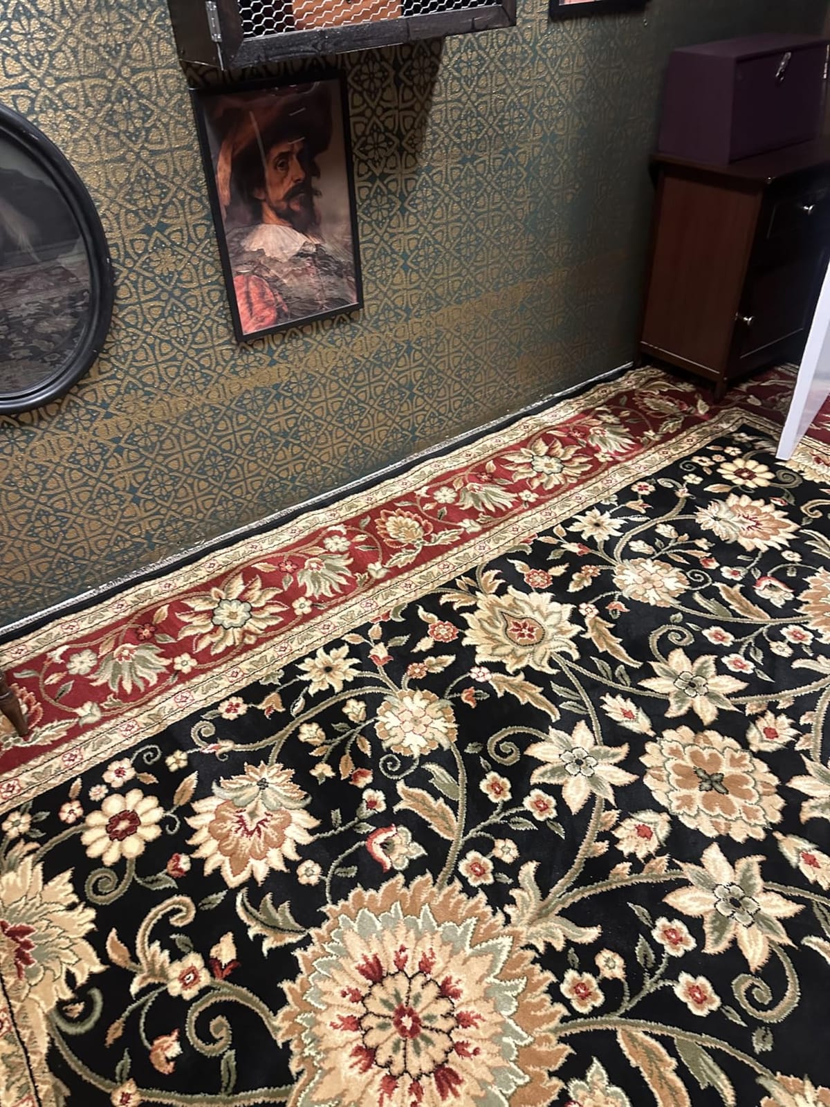 SAFAVIEH Lyndhurst Area Rug 8x10 Large, Ivory & Red LNH212K | Indoor Rug, Durable, Kid & Pet Friendly, Polypropylene Fibers, Easy Care customer photo 1