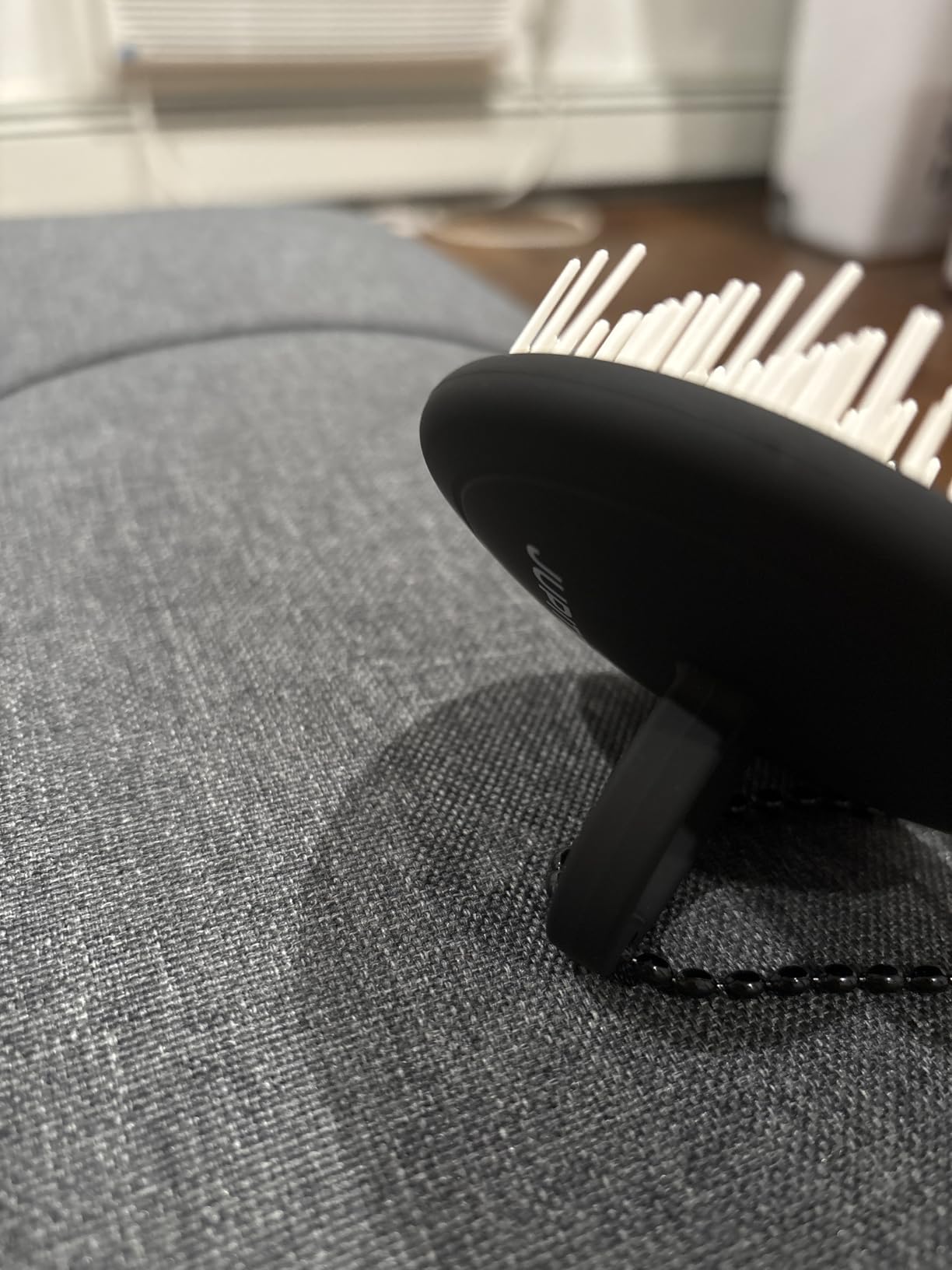 Jupiter Scalp Exfoliator - Scalp Massager Tool for Wet & Dry Hair - Ergonomic Detangler Brush - Dandruff Comb & Scrub to Remove Dandruff & Buildup and Support Circulation - Black/White customer photo 1