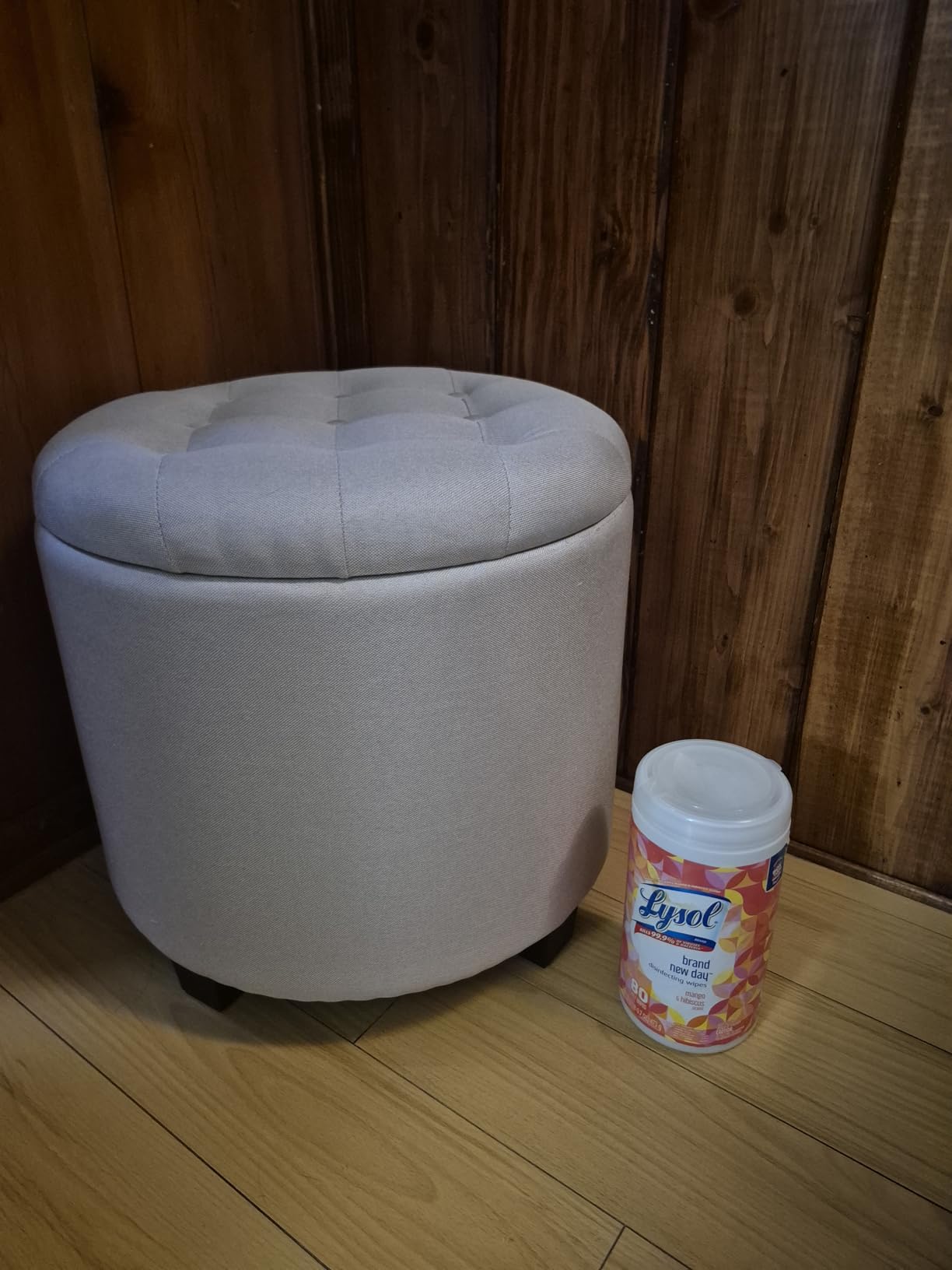 SONGMICS Round Ottoman, Ottoman with Storage, 17.7 Dia. x 17.5 H Inches Foot Rest with Legs, Load up to 330 lb, for Living Room, Bedroom, Dark Gray ULOM011G01 customer photo 2