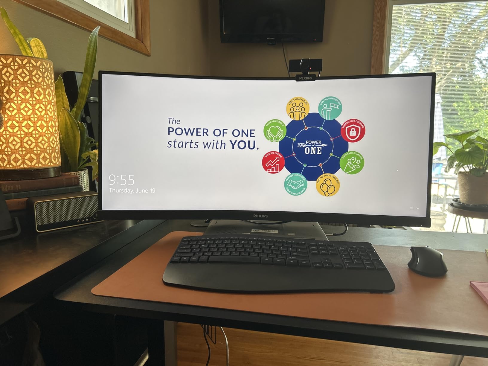 Philips 34 Inch Curved Computer Monitor UWQHD 100Hz USB-C PD VA, 346E2CUAE | 3440x1440 Monitor, HDMI, DP, USB 3.2 Hub, Built-in Speakers, Height Adjust, Adaptive Sync, 4yr Advance Replacement Warranty customer photo 2