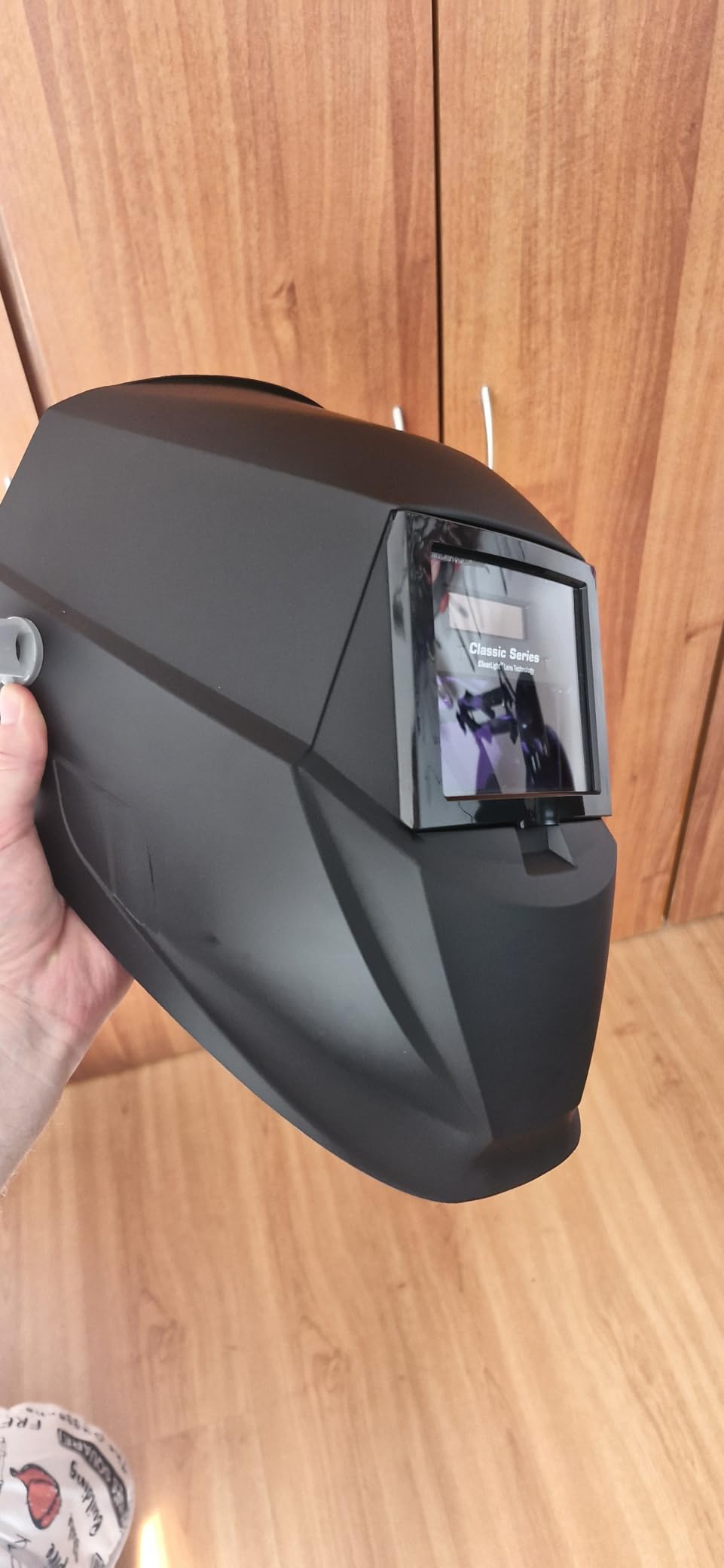 Miller Classic Series Welding Helmet, ClearLight™, Shade 8-13, Metal Matrix | TIG/MIG; variable shade 8-13; HD optics; comfortable headgear customer photo 2