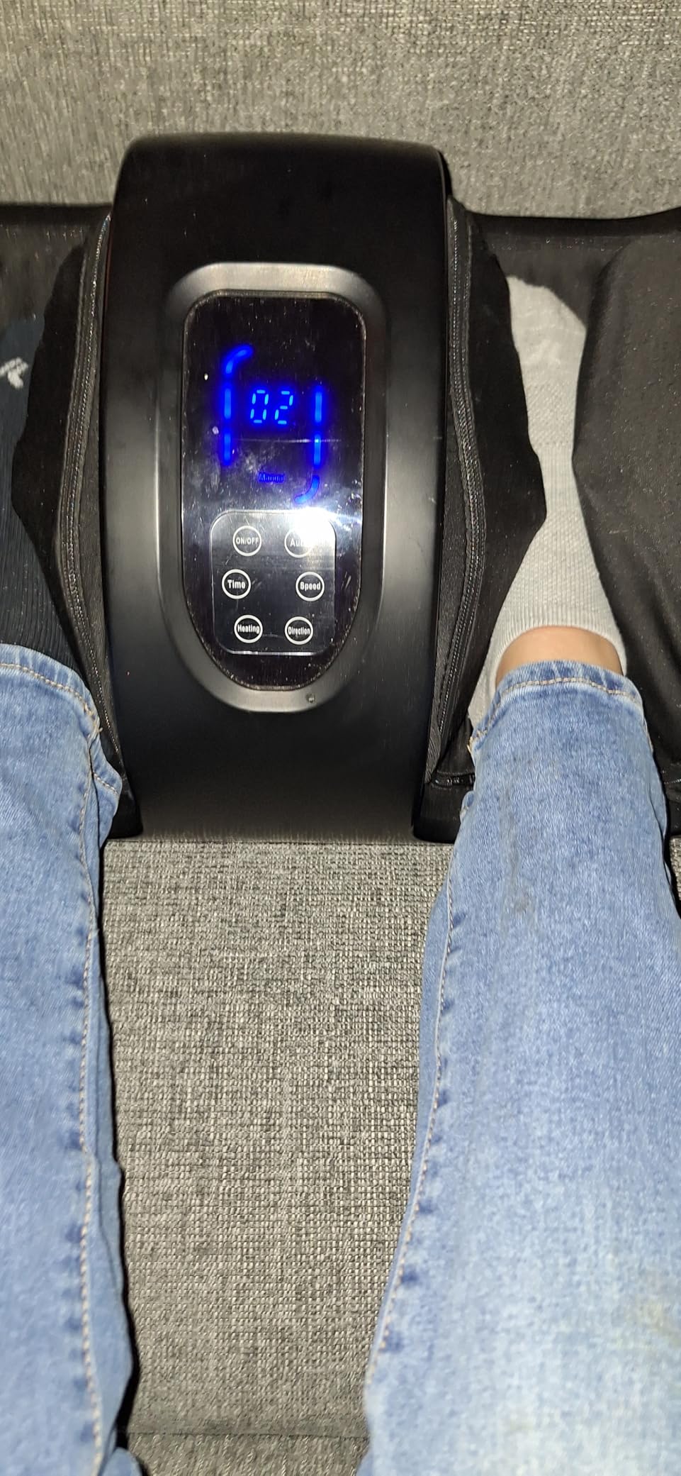 Best Choice Products Shiatsu Foot Massager with Heat for Plantar Fasciitis & Neuropathy, Kneading Foot & Calf Massager with Remote, 360° Adjustable Handle, Rolling & Compression Massage - Black customer photo 2