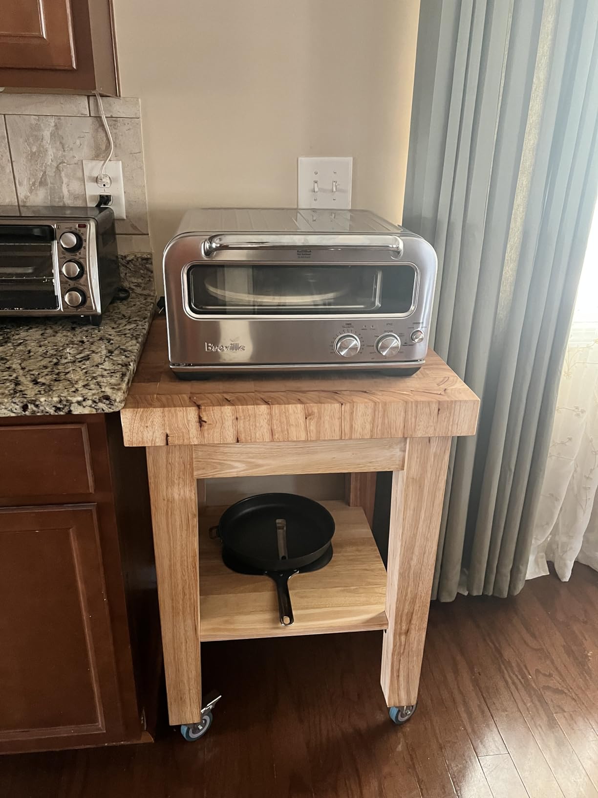 Breville BPZ820BSS Smart Oven Pizzaiolo, Brushed Stainless Steel | Craft wood fired, New York-style, thin crust pizzas and more with preset functions in this versatile countertop pizza maker customer photo 1