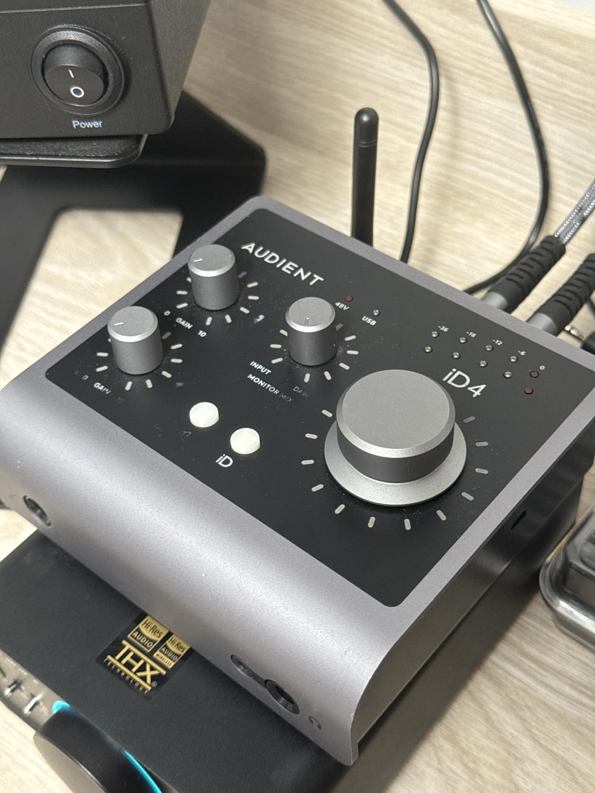 Audient Audio Interface iD4 MKII, Class A Console Microphone Preamp (High Speed USB-C, Monitor Mix and Monitor Panning Function, 2 Headphone Outputs, Mac/PC/iOS Compatible) customer photo 2