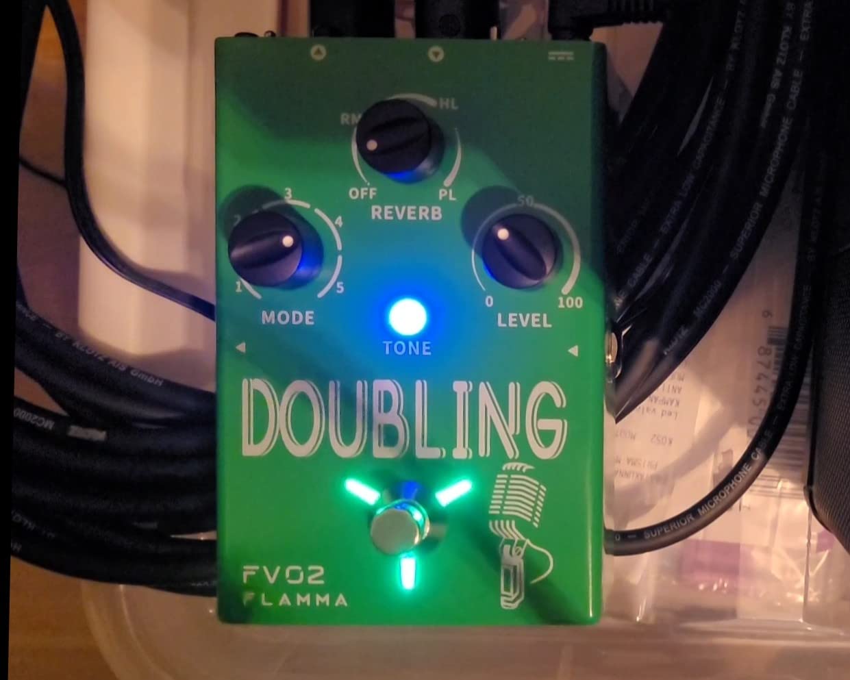 FLAMMA FV01 Vocal Effects Processor Pitch Correction Voice Pedal Vocal Stompbox Microphone Amplifier for Singer Live Singing Streaming Recording with Delay Reverb Acoustic Guitar Playing customer photo 1
