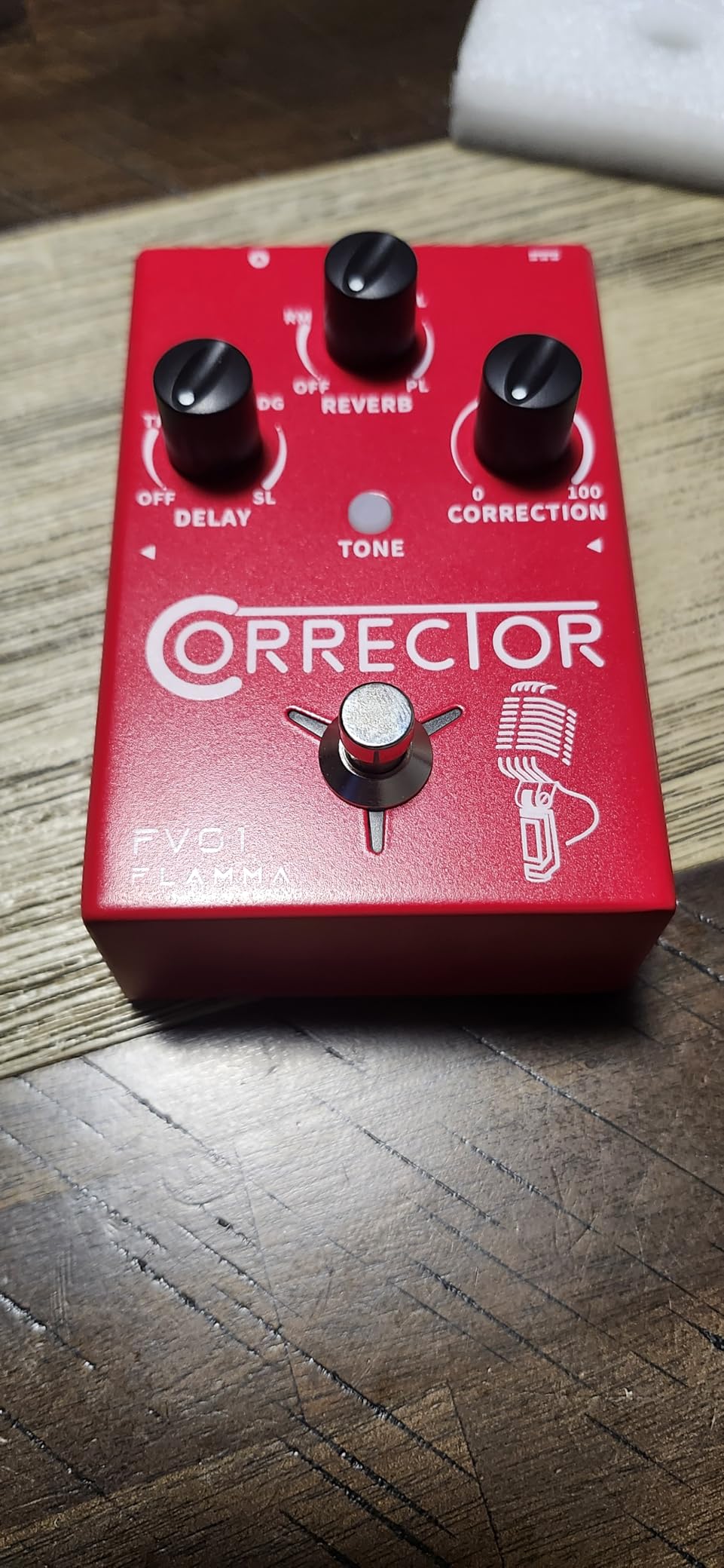 FLAMMA FV01 Vocal Effects Processor Pitch Correction Voice Pedal Vocal Stompbox Microphone Amplifier for Singer Live Singing Streaming Recording with Delay Reverb Acoustic Guitar Playing customer photo 2