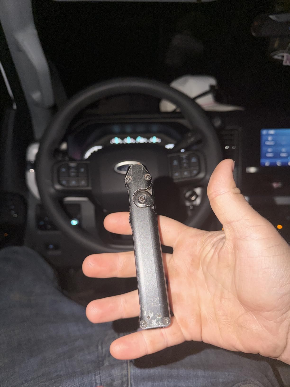 Streamlight 88811 Wedge 1,000-Lumen Flat Flashlight, Coyote | 300 lumens; 1,200 candela peak beam; runs up to 3.00 hours; USB rechargeable capable; IPX7 anodized aluminum construction customer photo 2