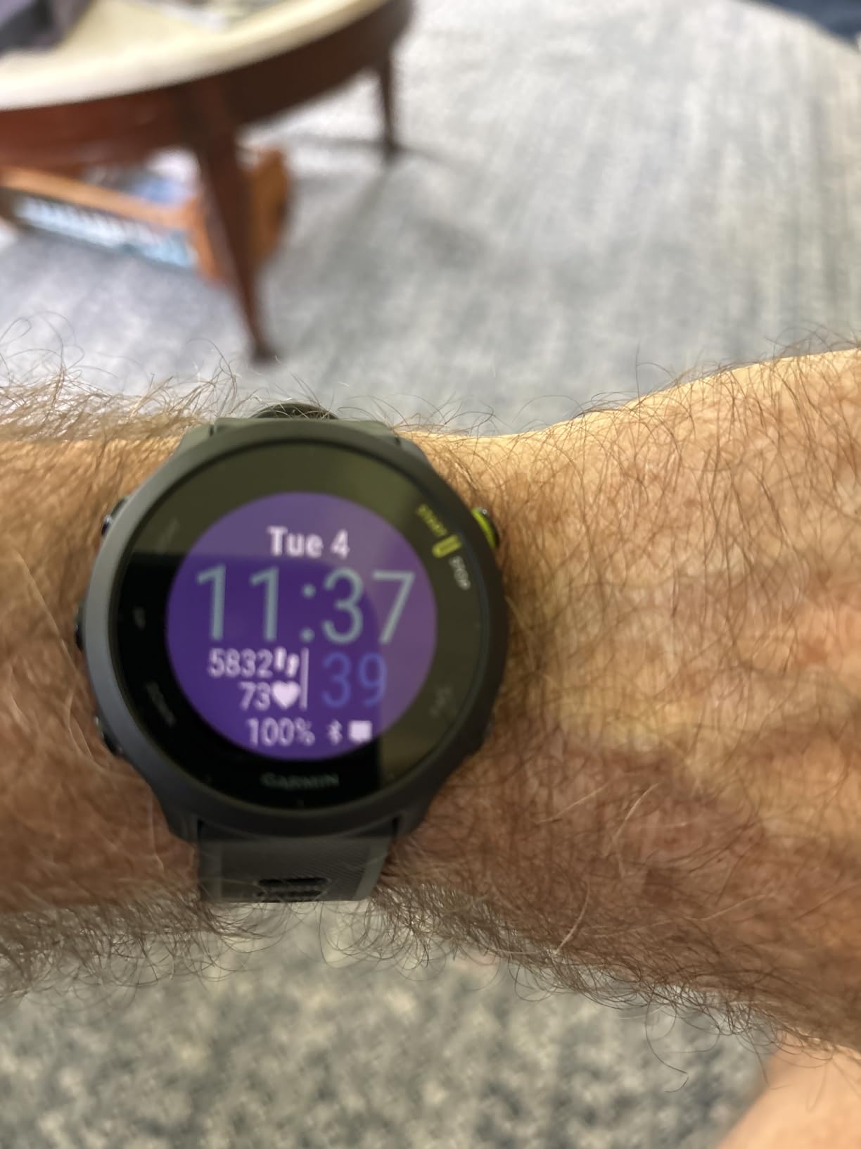 Garmin Forerunner 55, GPS Running Watch with Daily Suggested Workouts, Up to 2 Weeks of Battery Life, Black customer photo 2