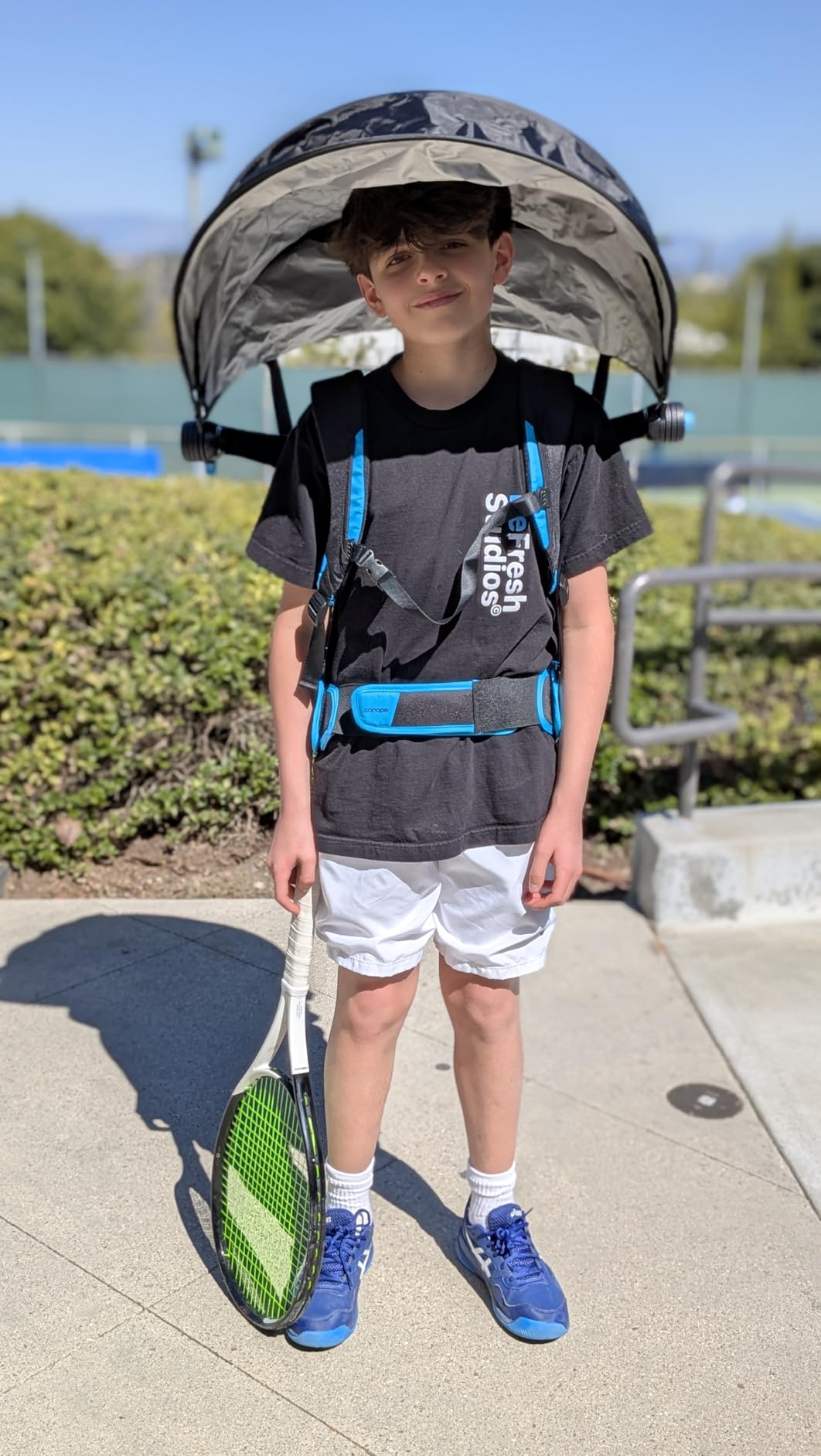 Canope Hands-Free Weather Protection Device - Wearable Umbrella with Rain & Sun Protection customer photo 1