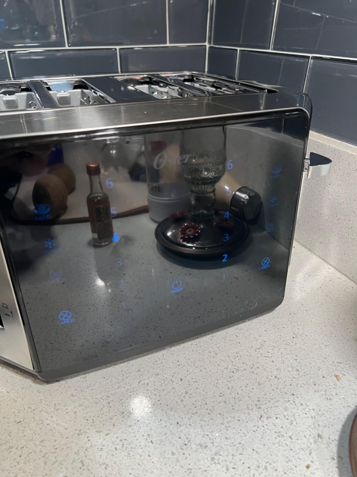 Oster 4-Slice Toaster Touch Screen Stainless Steel Digital Timer 6 Shade Settings Easy to Clean Removable Crumb Tray customer photo 2